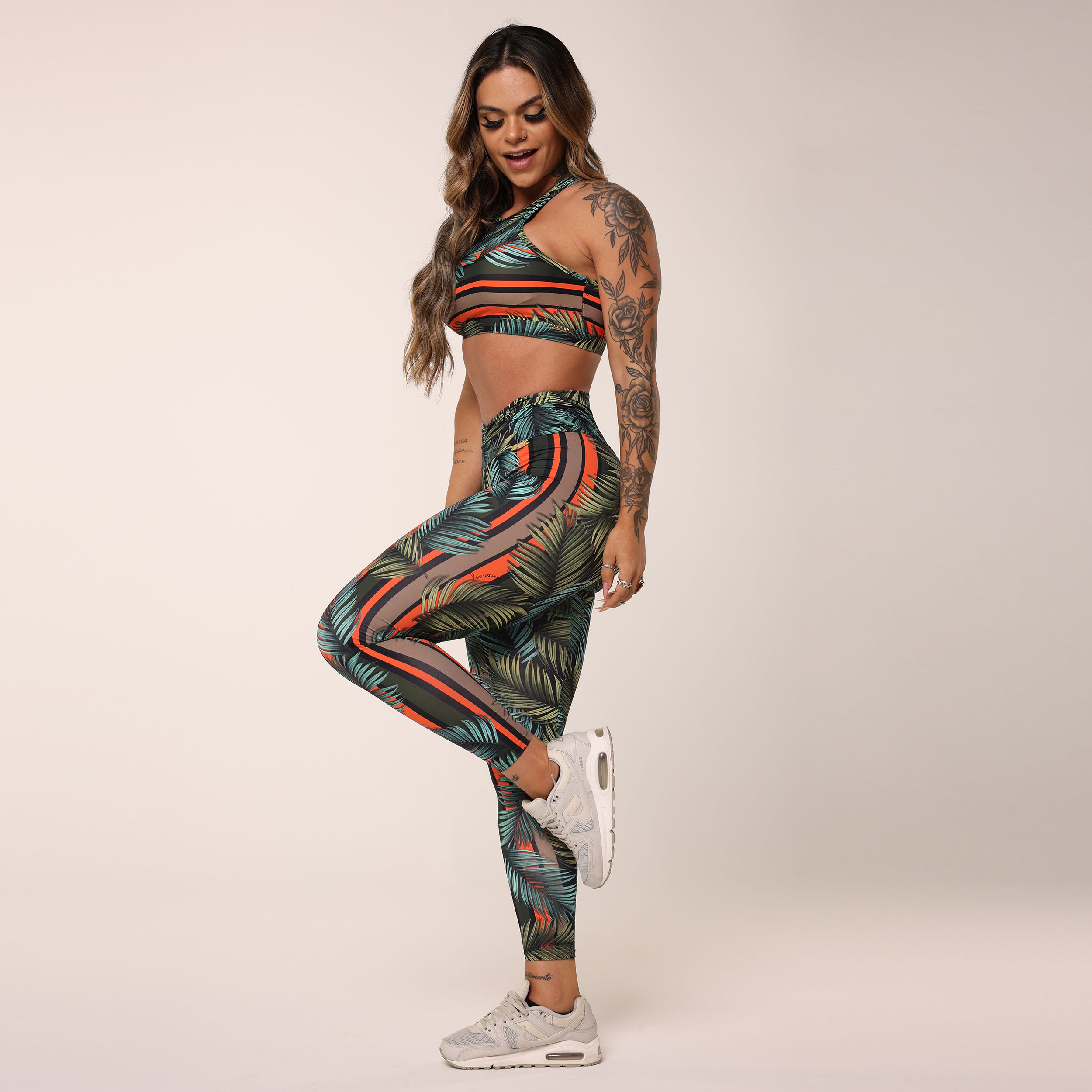 LEGGING ROMANA EMPINA BUMBUM FLORA EXCLUSIVA - Imagem 13