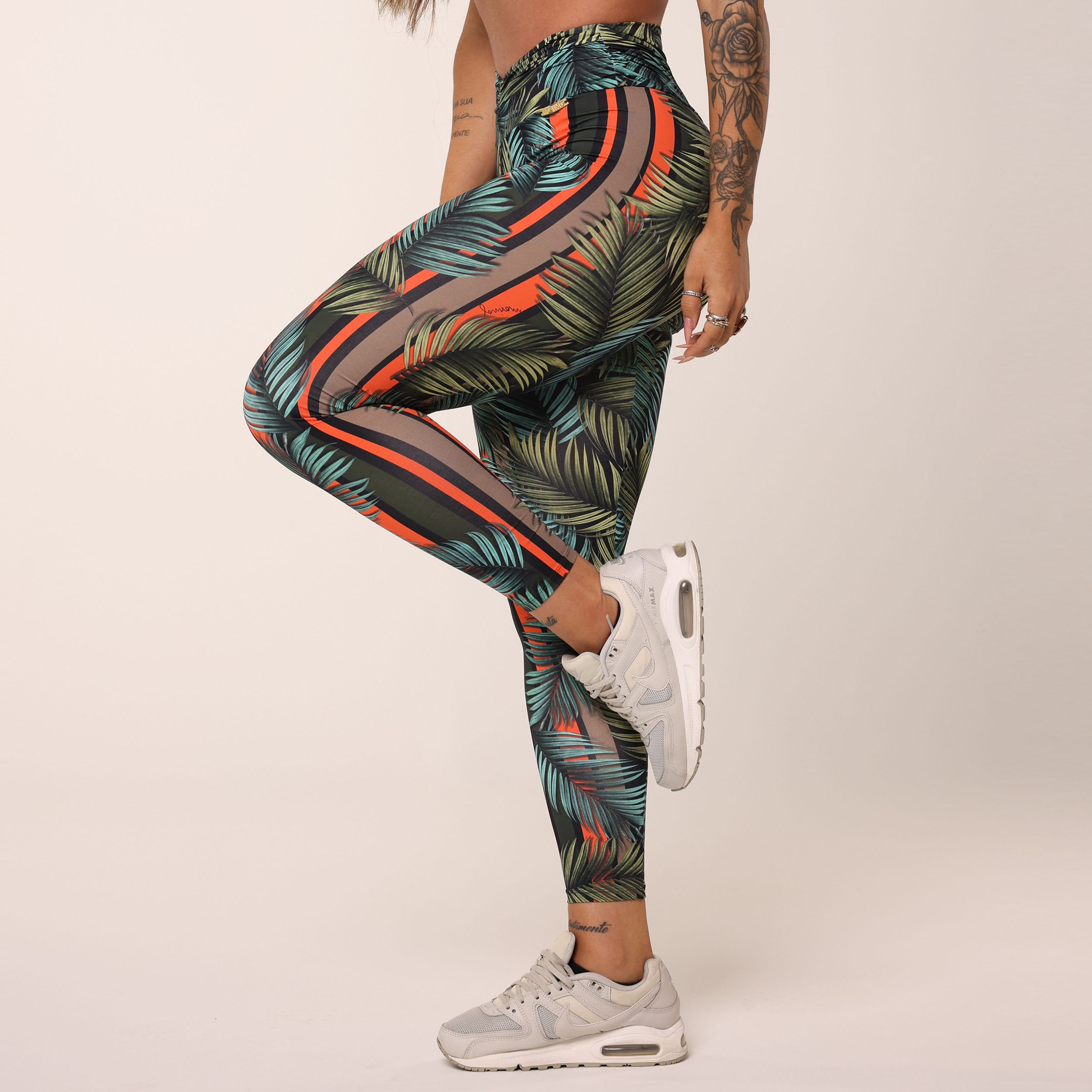 LEGGING ROMANA EMPINA BUMBUM FLORA EXCLUSIVA - Imagem 6