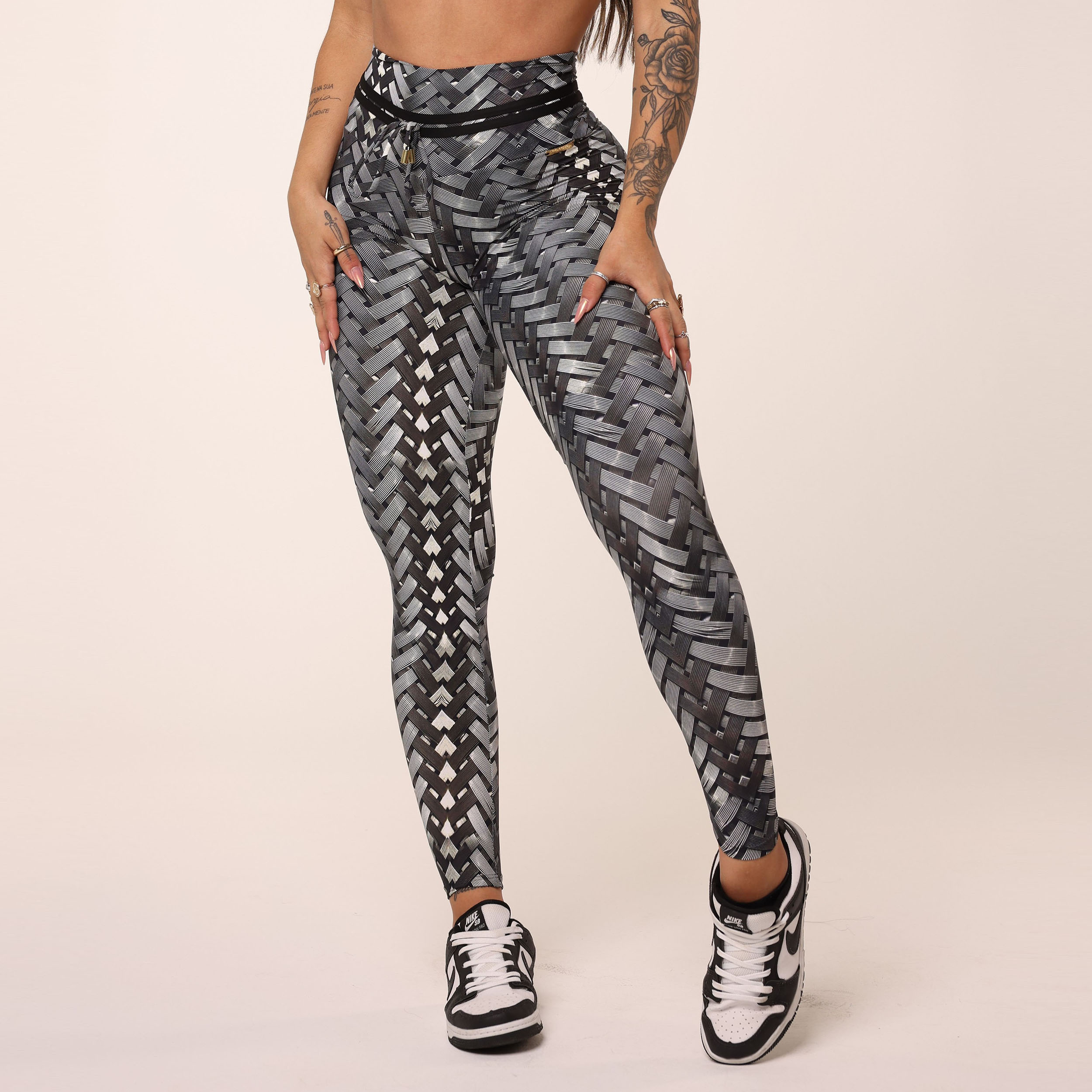 LEGGING COMUM FUTURISTA - Imagem 4