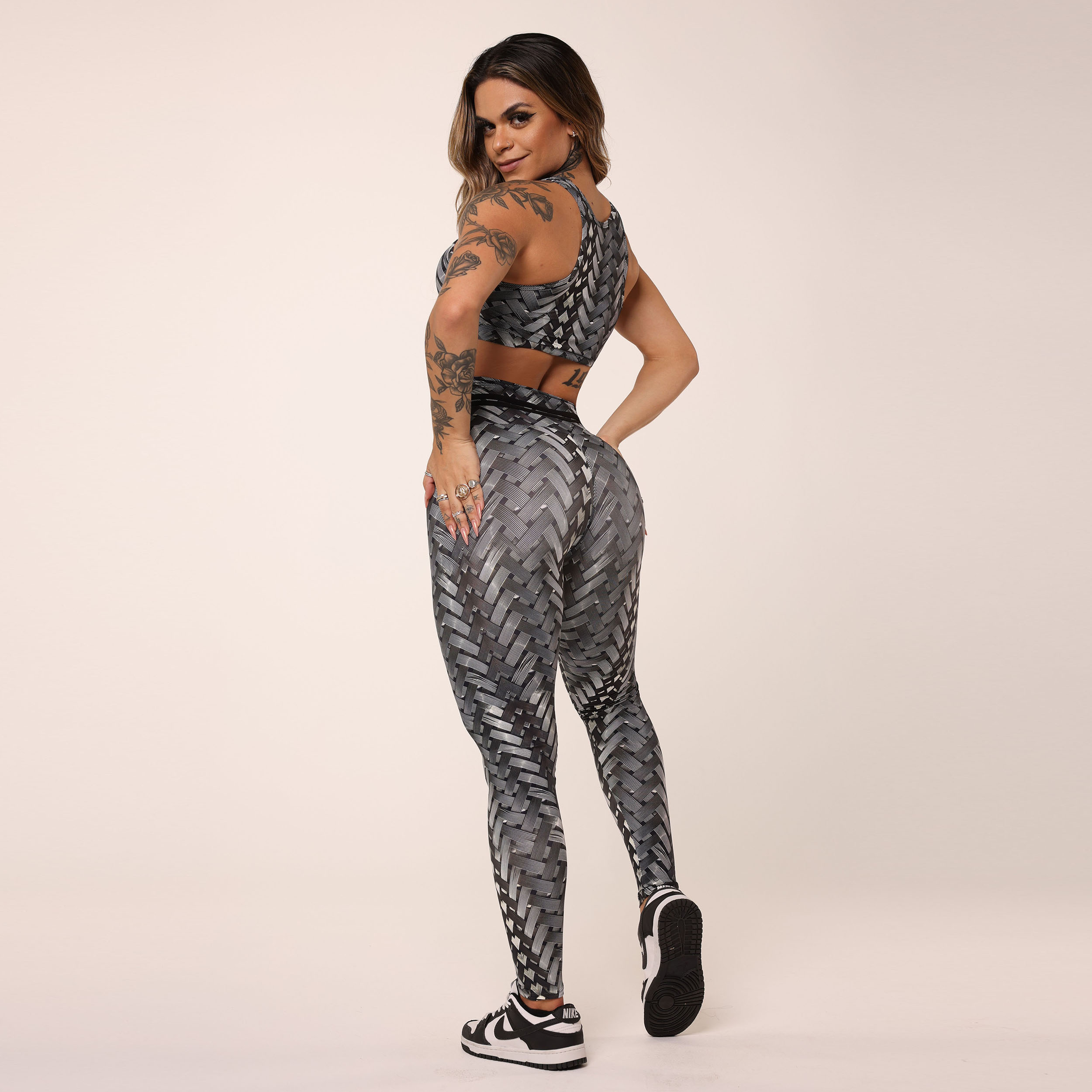 LEGGING COMUM FUTURISTA - Imagem 6