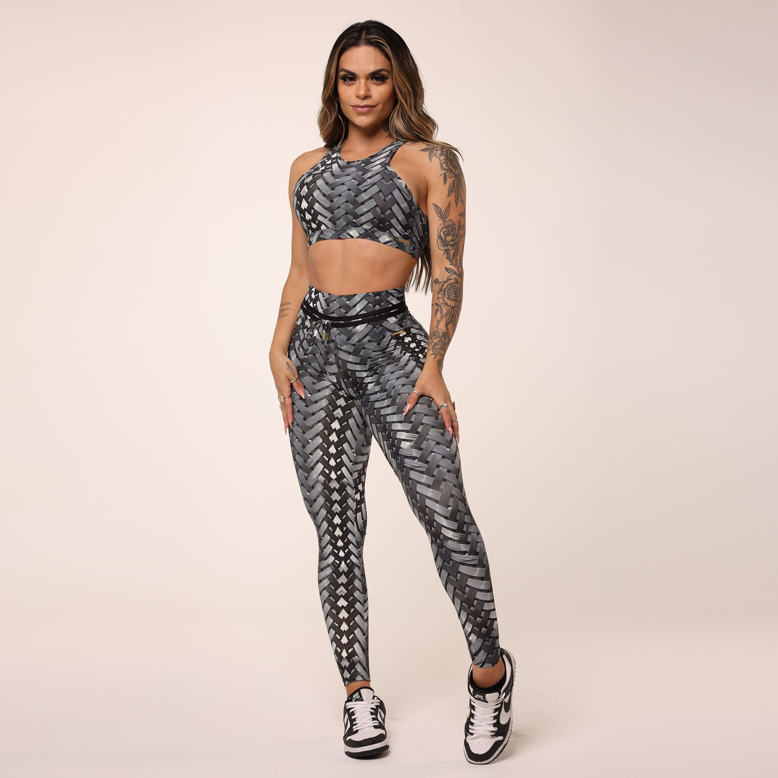 LEGGING COMUM FUTURISTA - Imagem 9