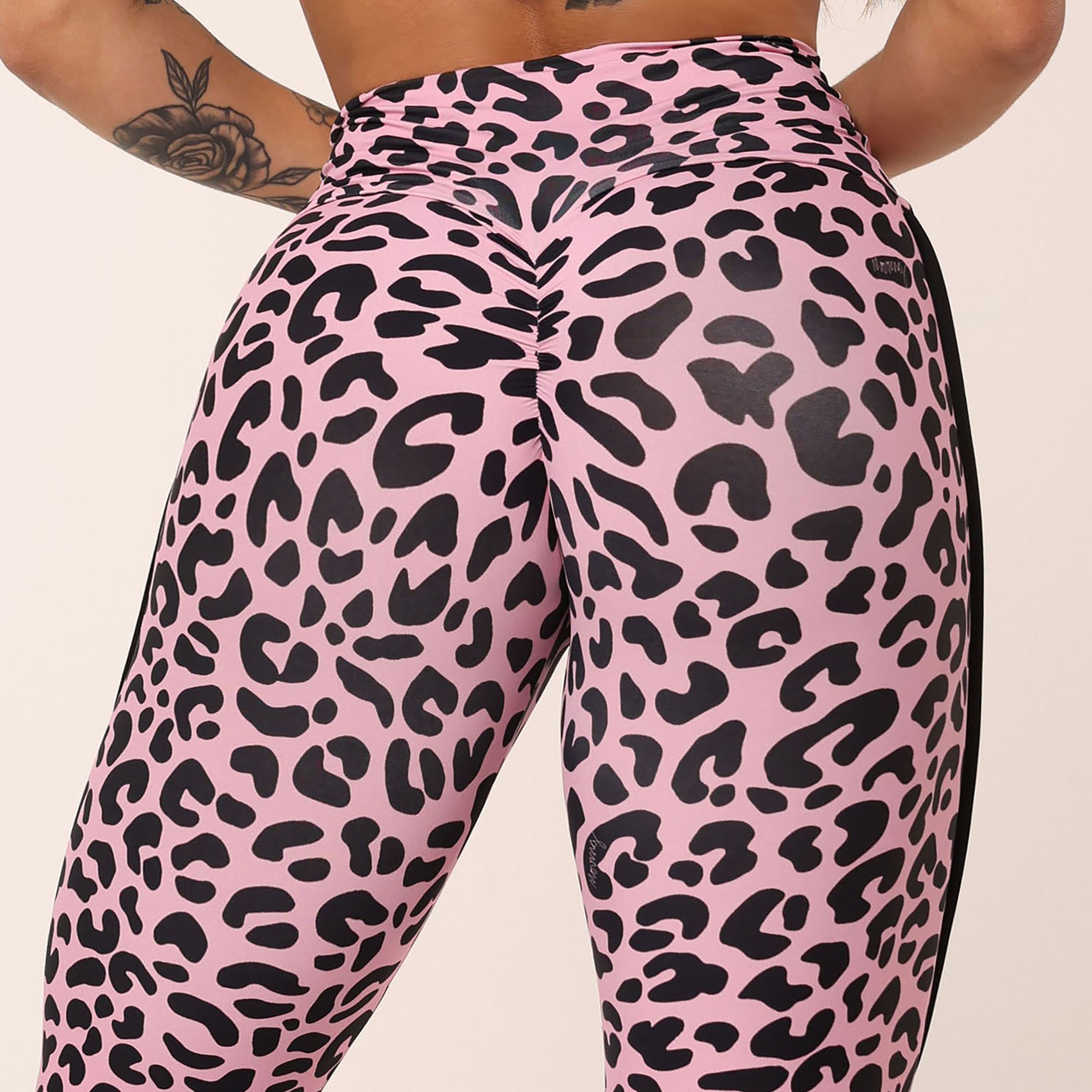 LEGGING RECORTE EMPINA BUMBUM PINK COAT EXCLUSIVA - Imagem 3