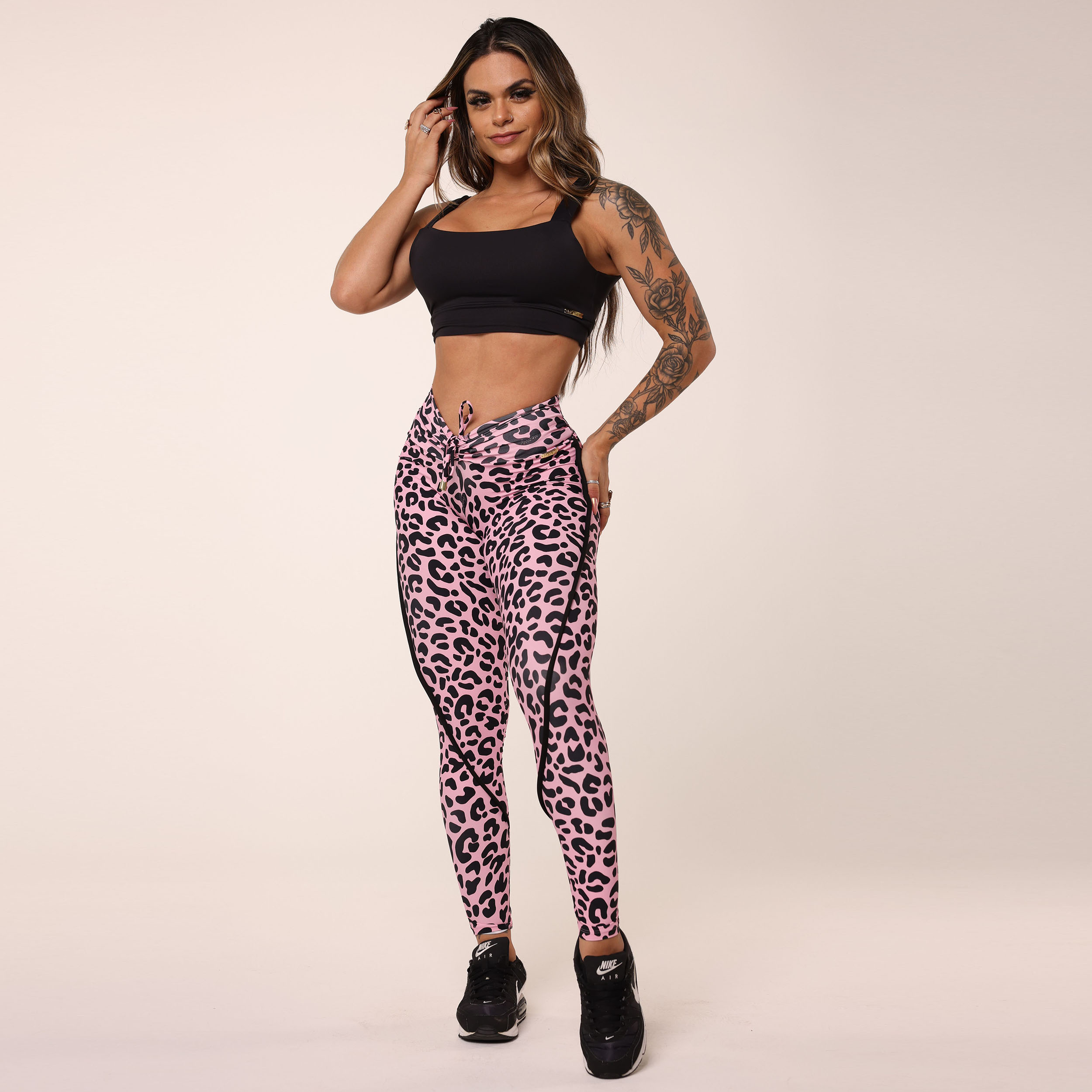 LEGGING RECORTE EMPINA BUMBUM PINK COAT EXCLUSIVA - Imagem 9