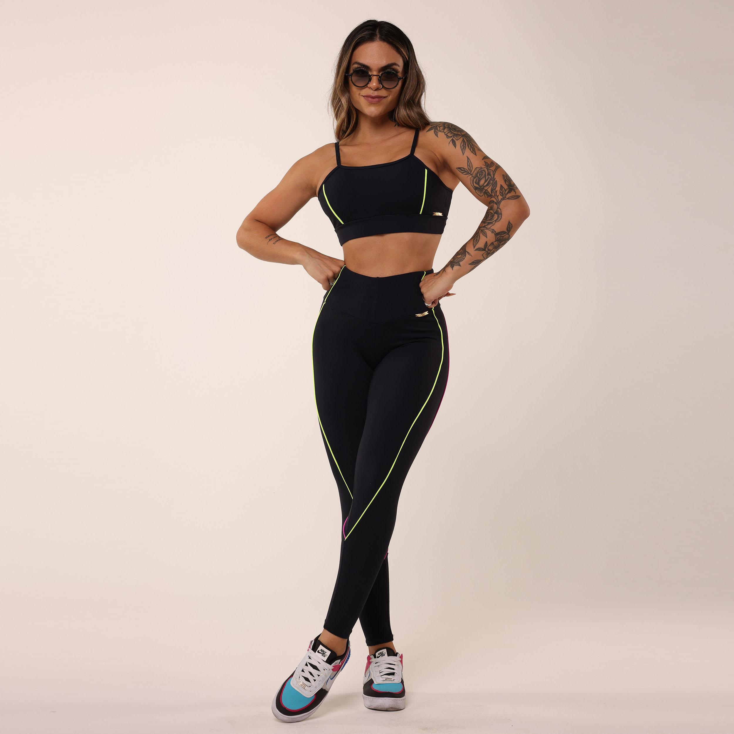 TOP HOPE PRETO COM AMARELO NEON - Imagem 5