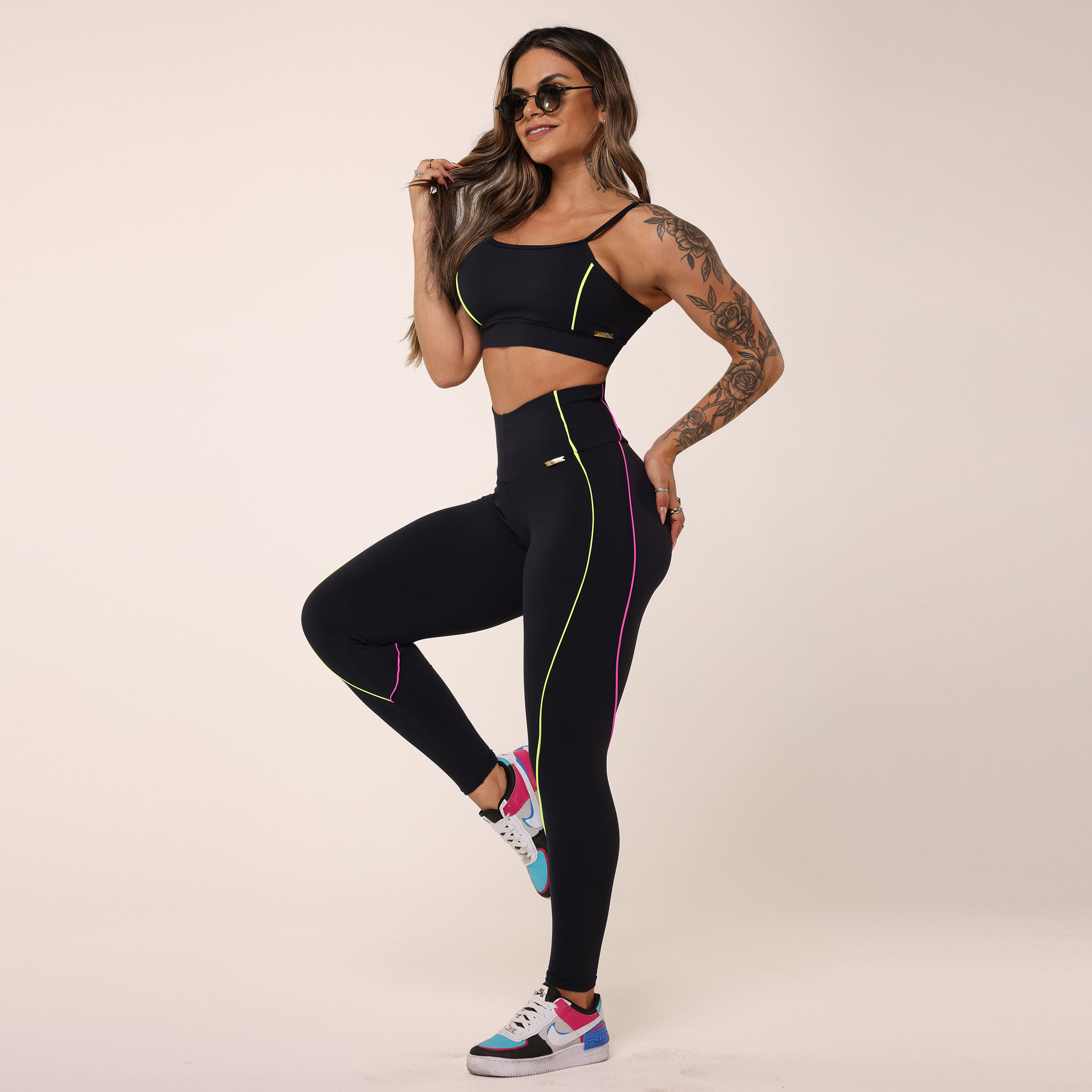 TOP HOPE PRETO COM AMARELO NEON - Imagem 6