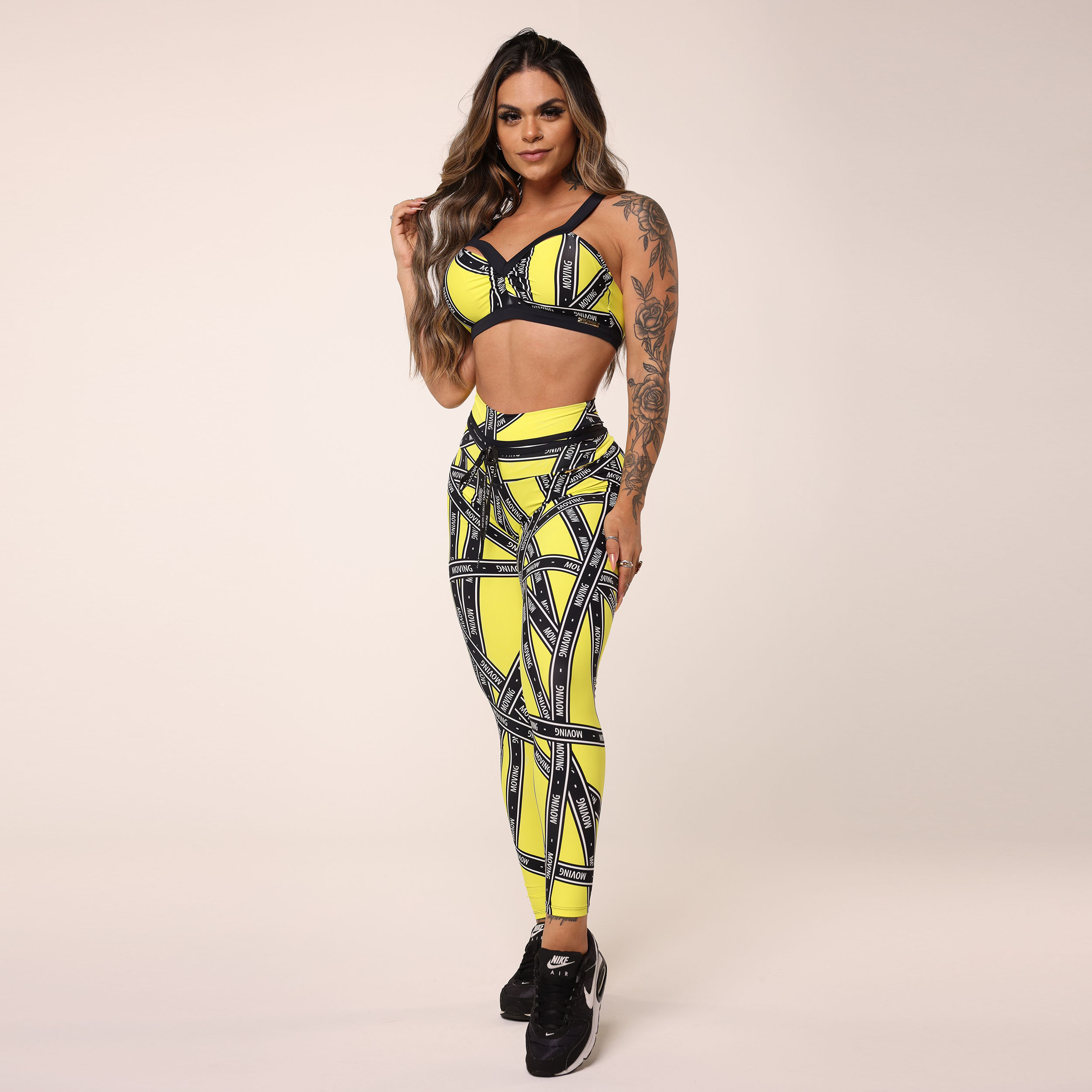 LEGGING EMPINA BUMBUM STRIP GOLD EXCLUSIVA - Imagem 6