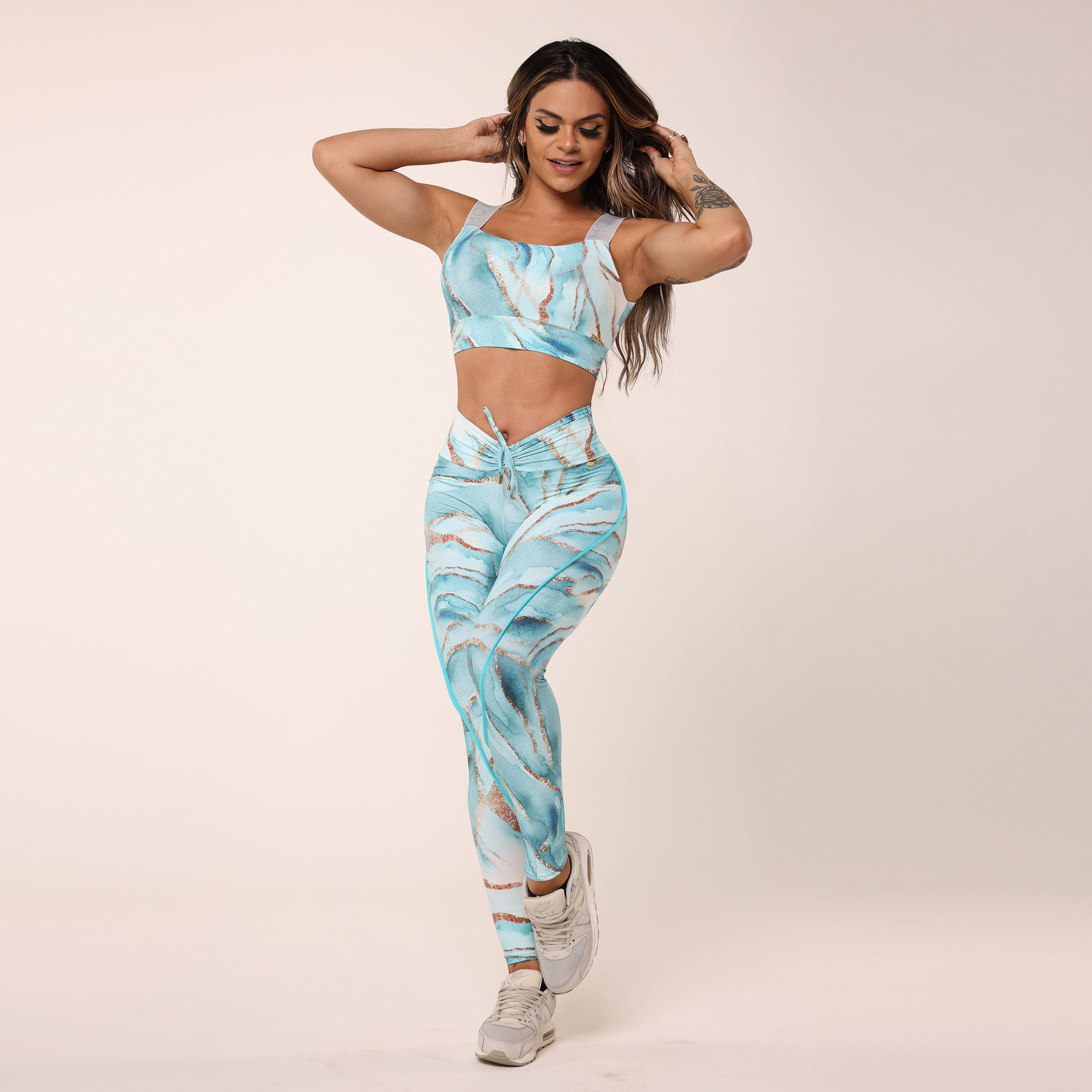 LEGGING RECORTE EMPINA BUMBUM GLOW OCEAN EXCLUSIVA - Imagem 5
