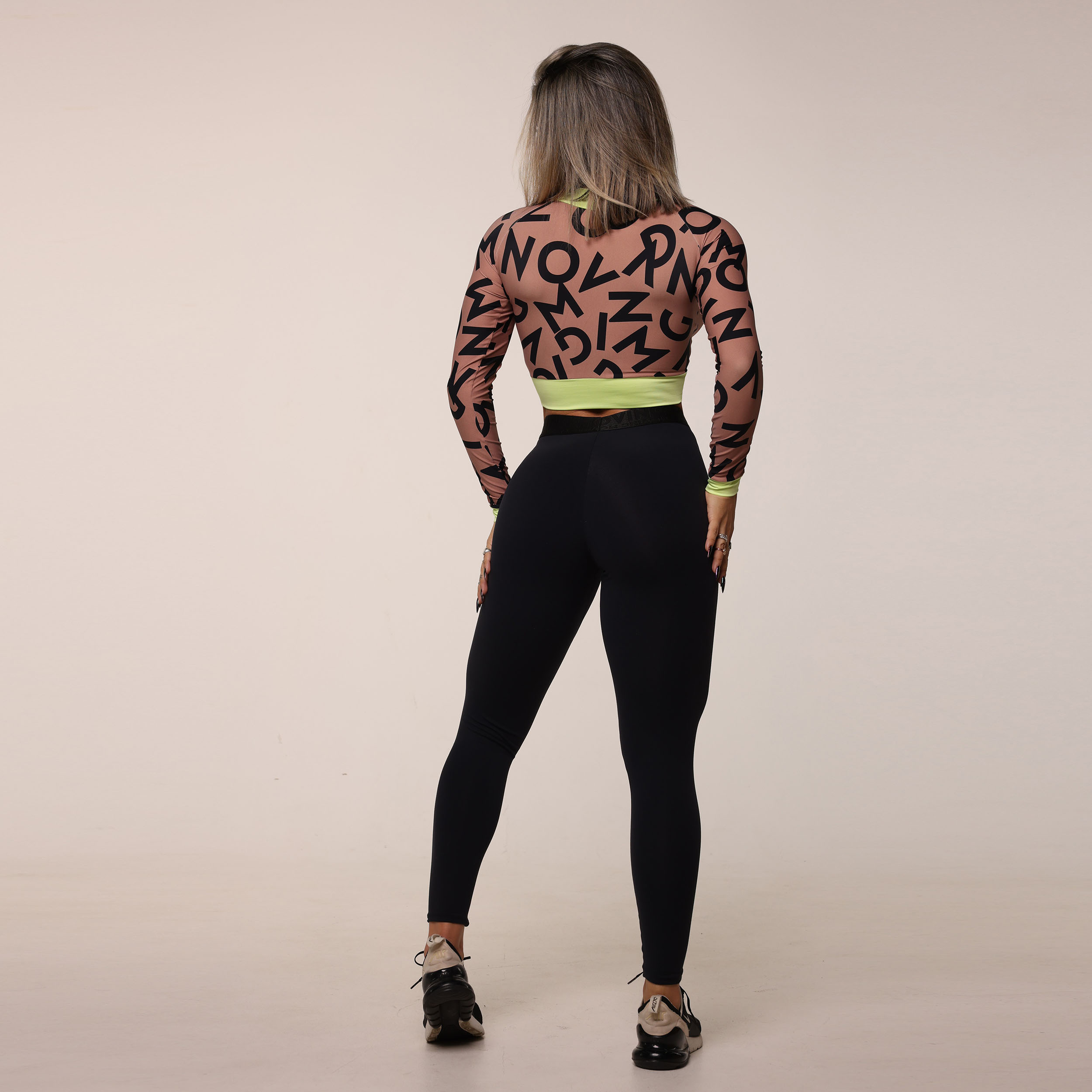 CROPPED CARMEL MANGA LONGA LETTERS EXCLUSIVO - Imagem 6