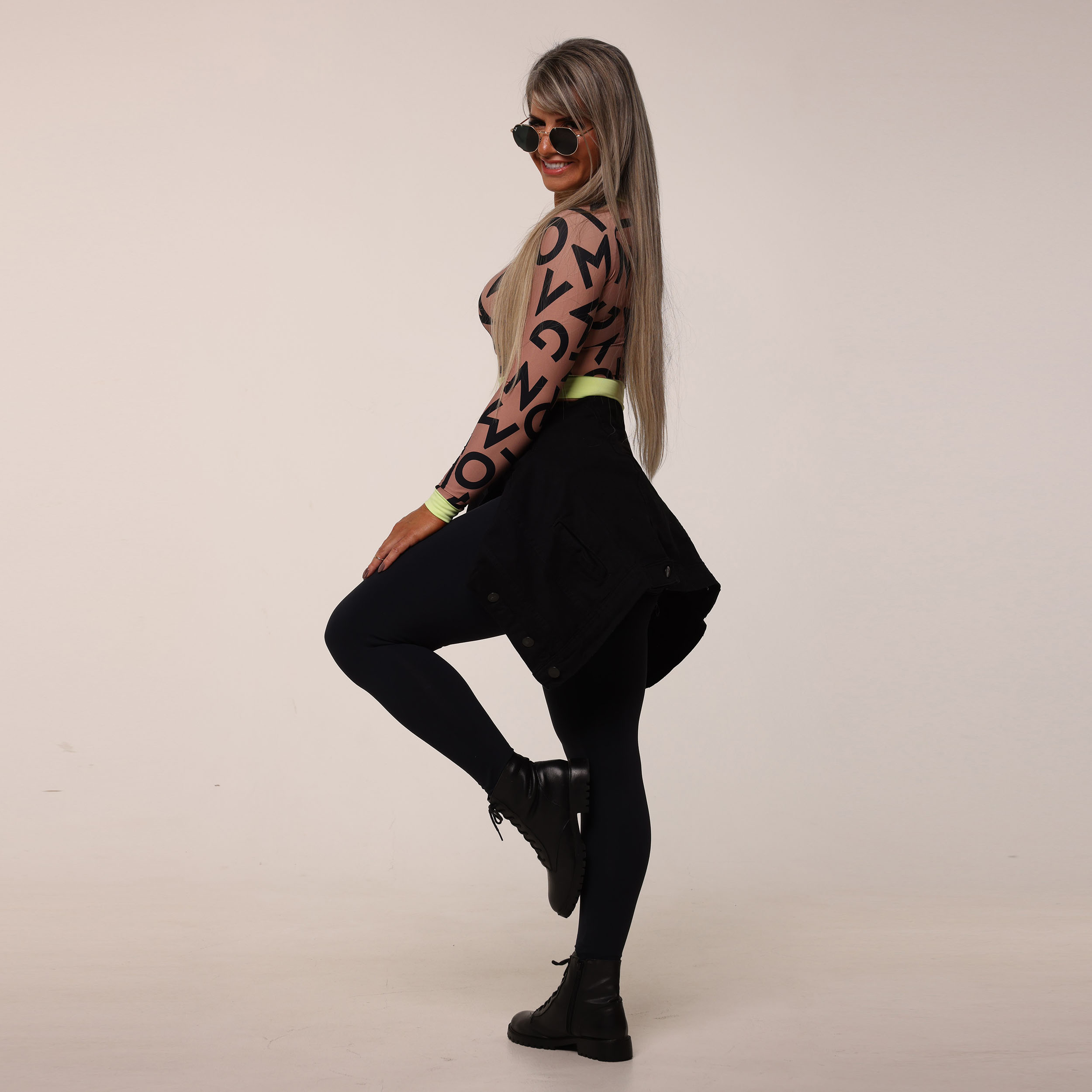 CROPPED CARMEL MANGA LONGA LETTERS EXCLUSIVO - Imagem 10