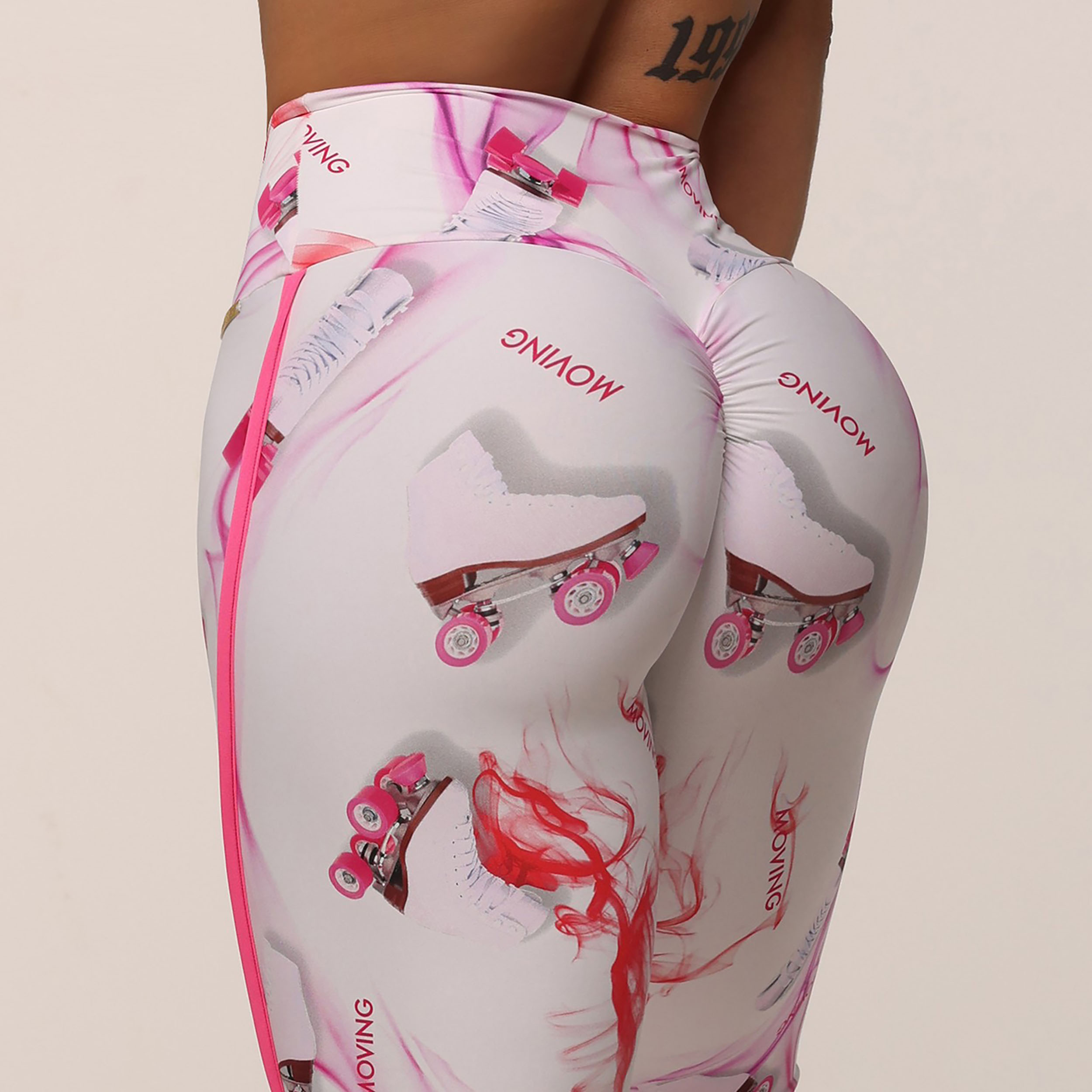 LEGGING RECORTE EMPINA BUMBUM PATINS EXCLUSIVA - Imagem 3