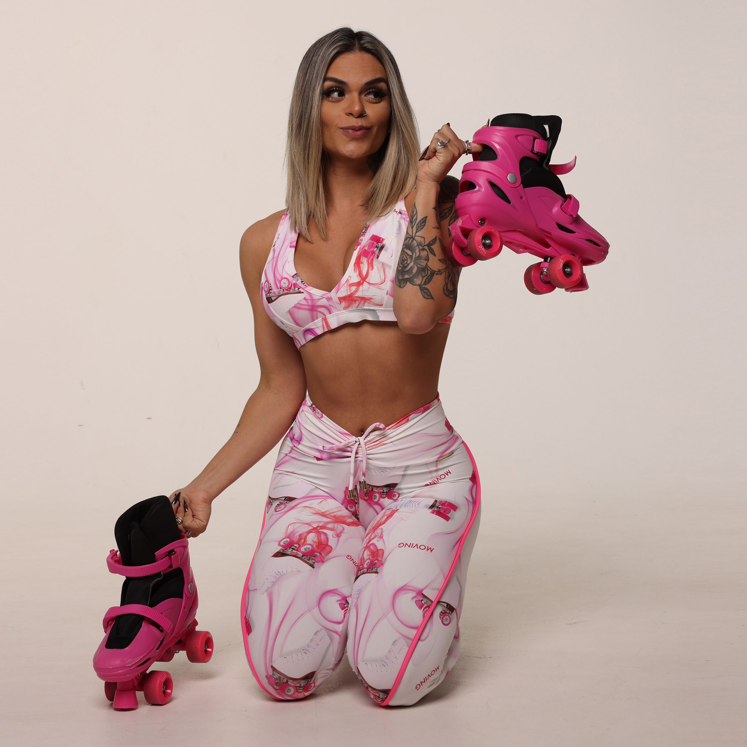 LEGGING RECORTE EMPINA BUMBUM PATINS EXCLUSIVA - Imagem 5