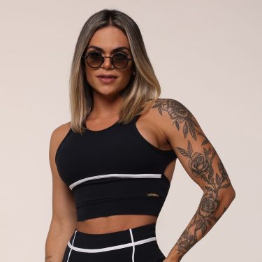 TOP QUEENS PRETO COM BRANCO