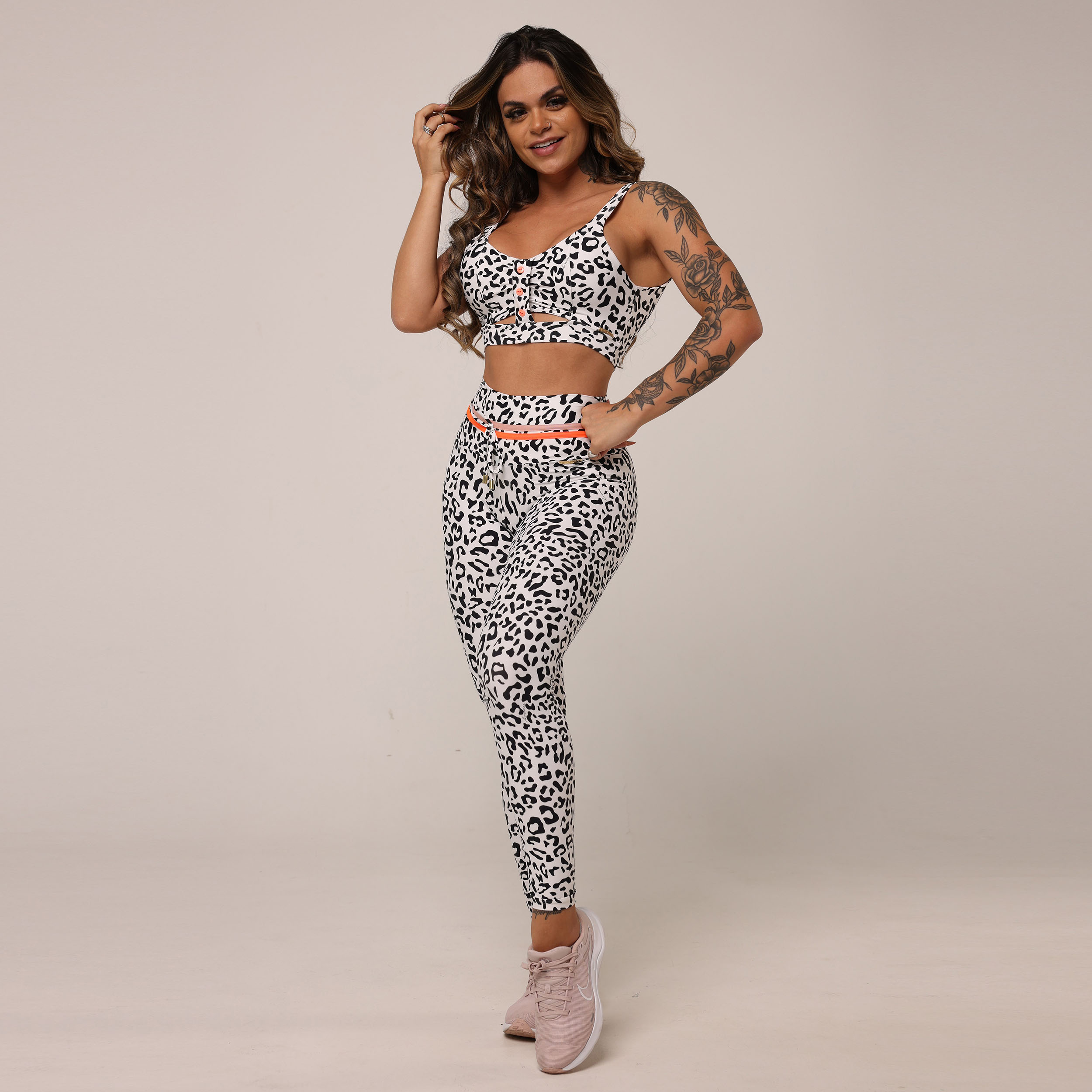 TOP PREPPY WHITE COAT EXCLUSIVO - Imagem 9