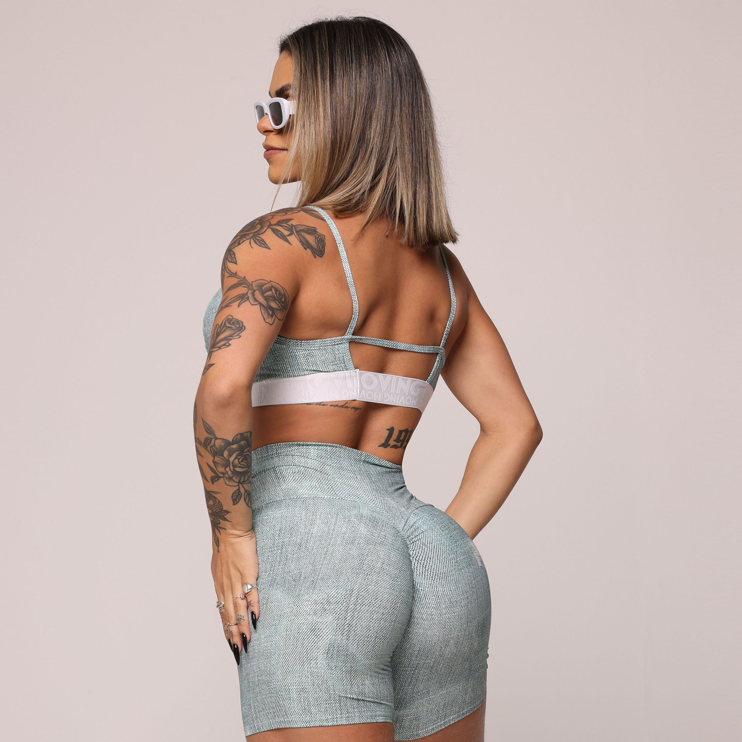 TOP STRAPPY COM ELÁSTICO FAKE JEANS EXCLUSIVO - Imagem 4