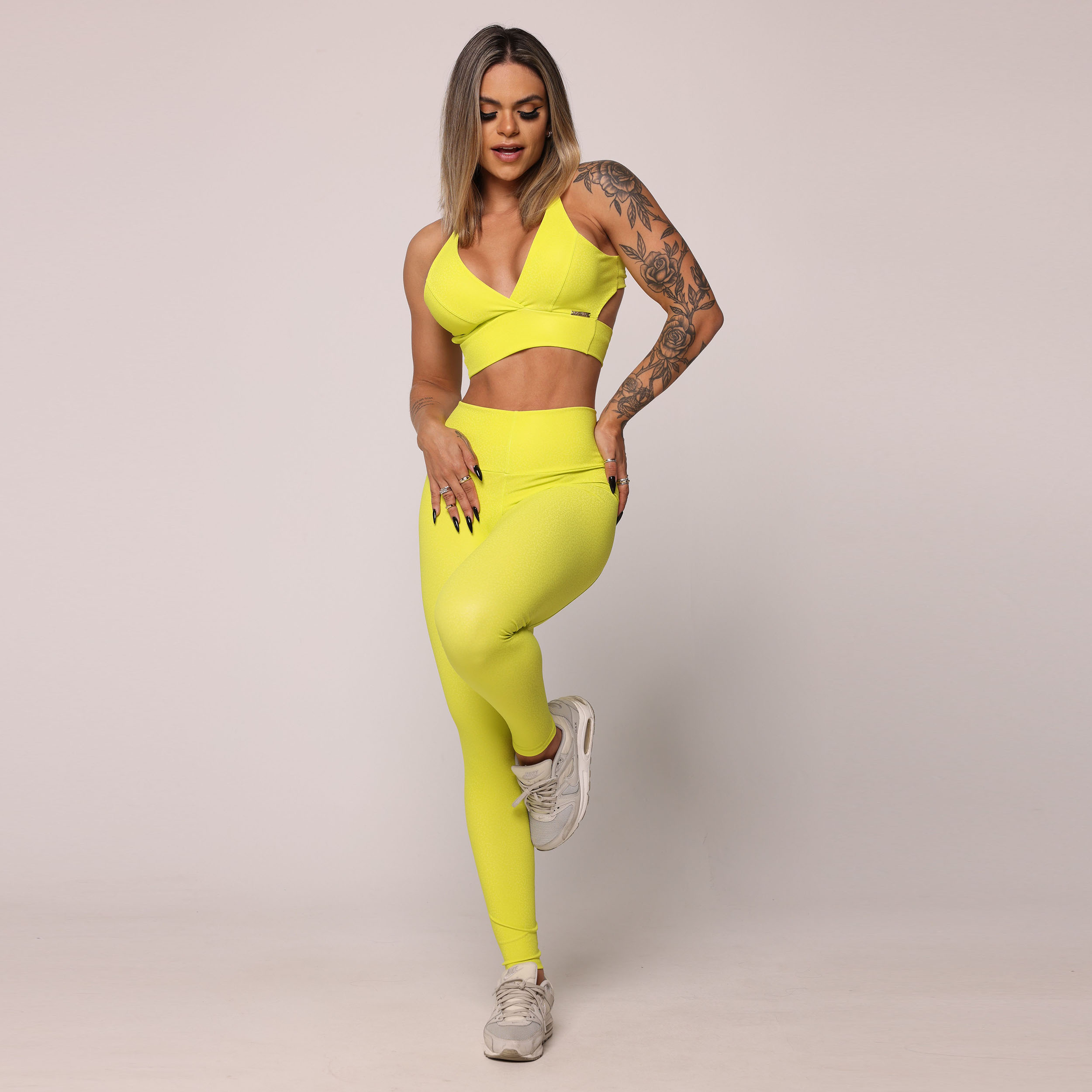 CALÇA MONTARIA COURO SINTÉTICO LUX NEON - Imagem 7