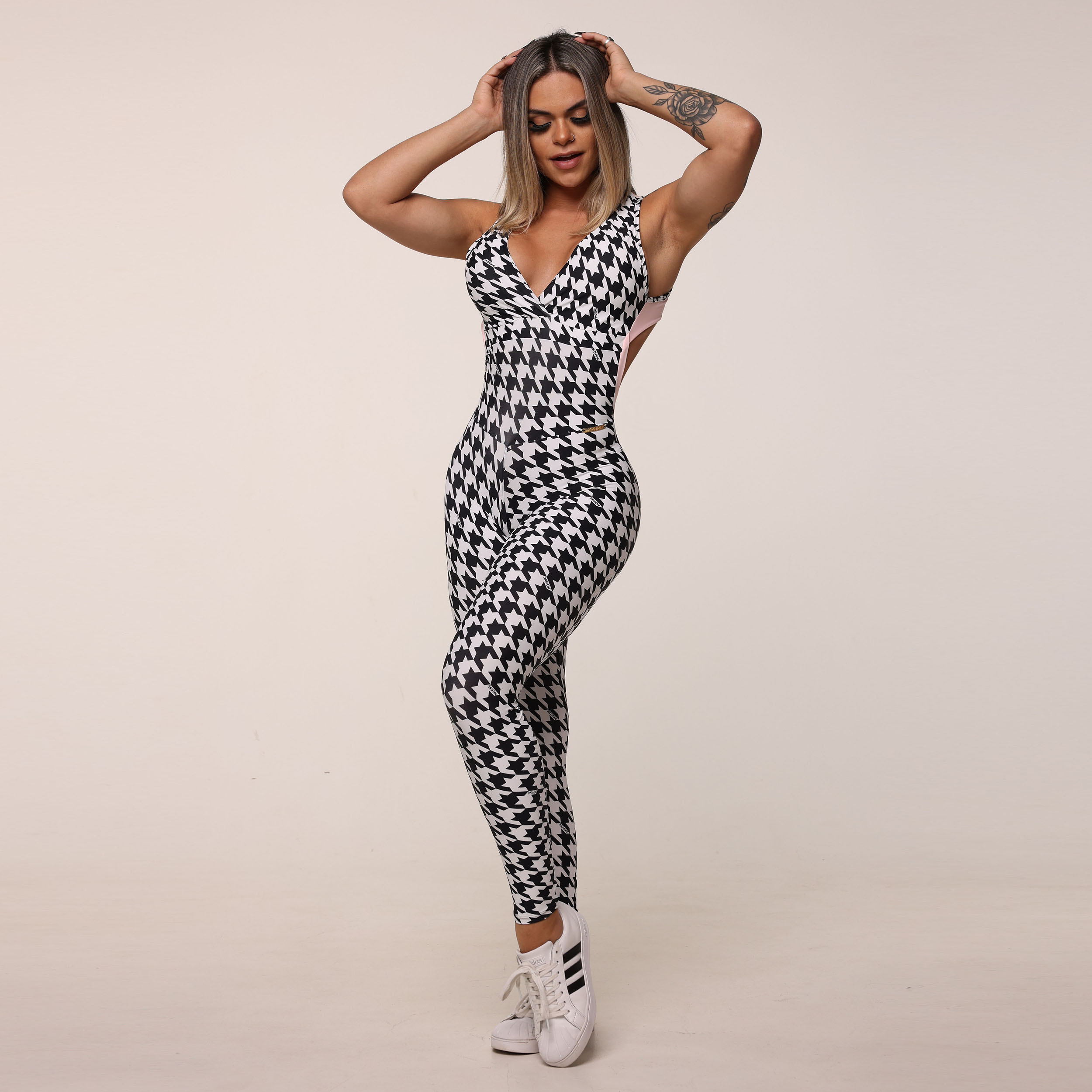 MACACÃO NOCAUTE EMPINA BUMBUM PIED DE POULE EXCLUSIVO - Imagem 5