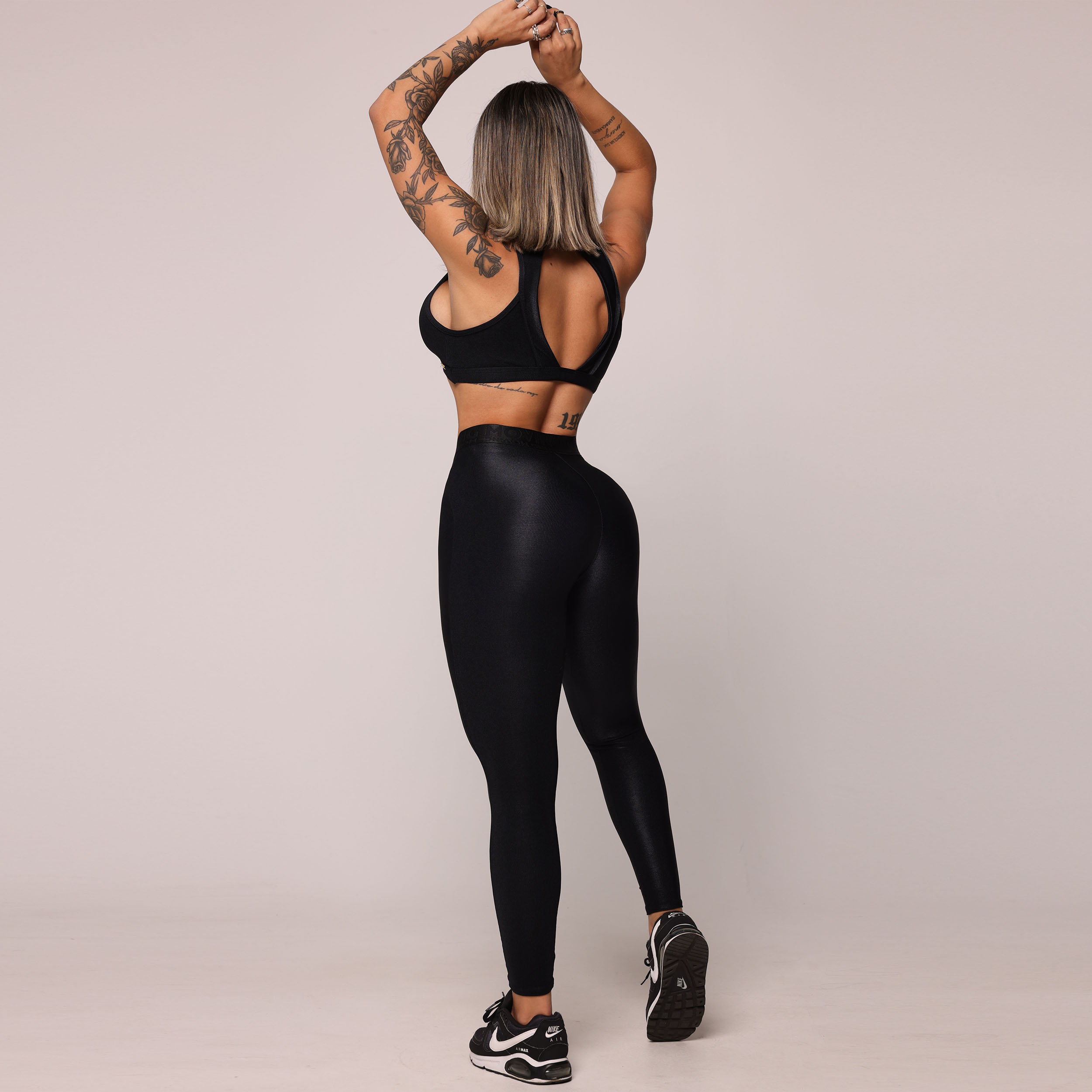 LEGGING HIT COMUM GLOSSY PRETO - Imagem 8