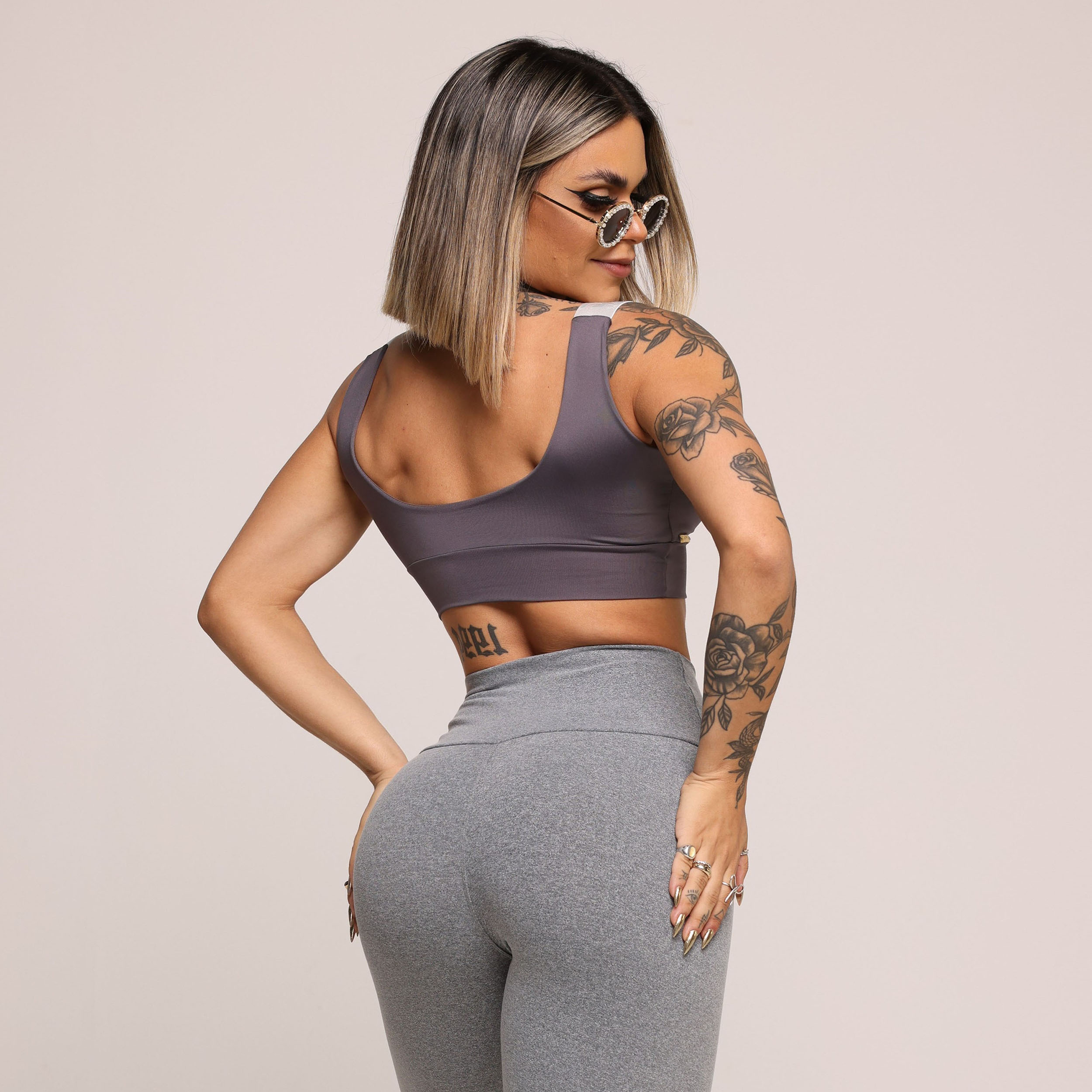 TOP FAIXA GRAFITE COM ELÁSTICO CINZA - Imagem 4