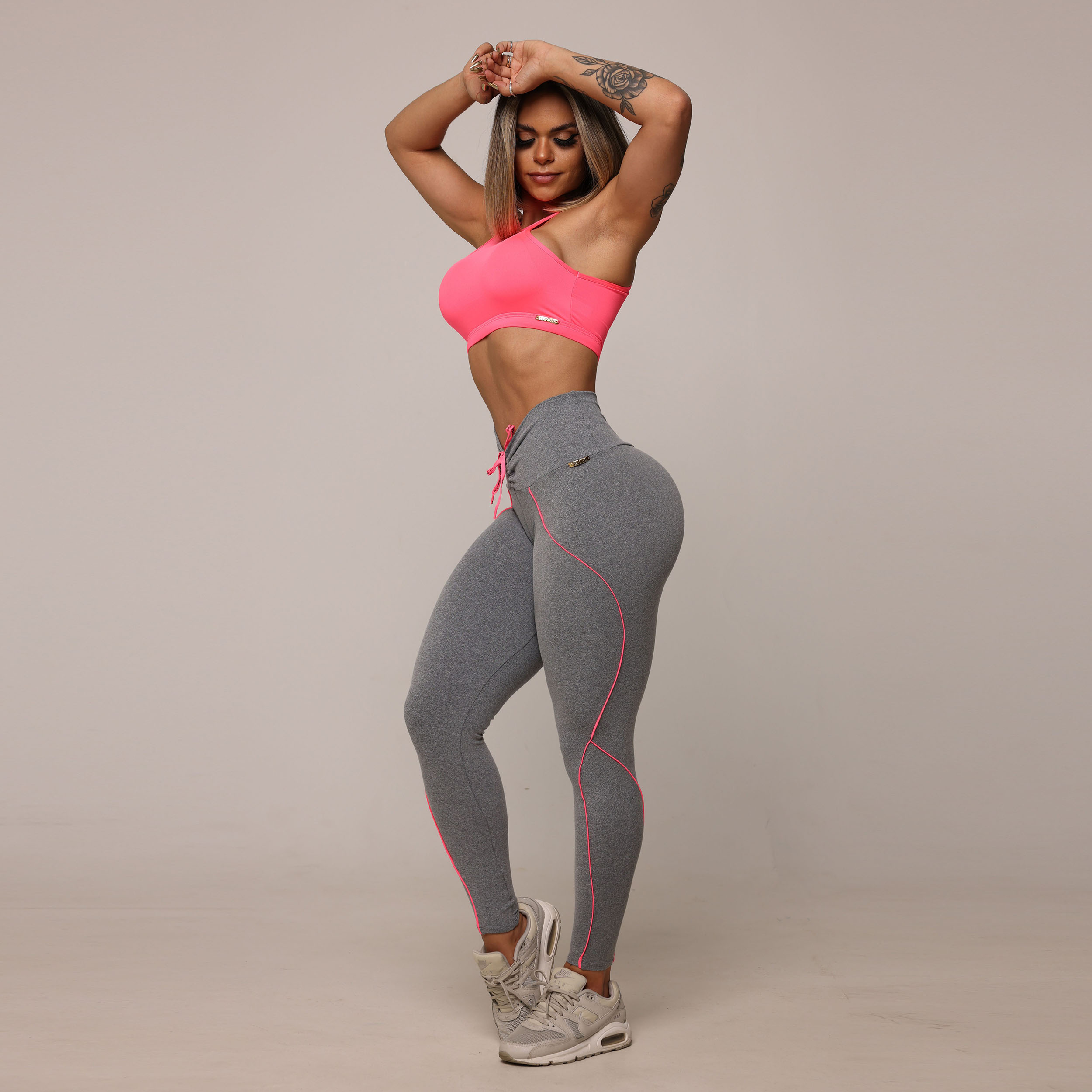 LEGGING LINEAR EMPINA BUMBUM MESCLA COM CADARÇO ROSA NEON - Imagem 9