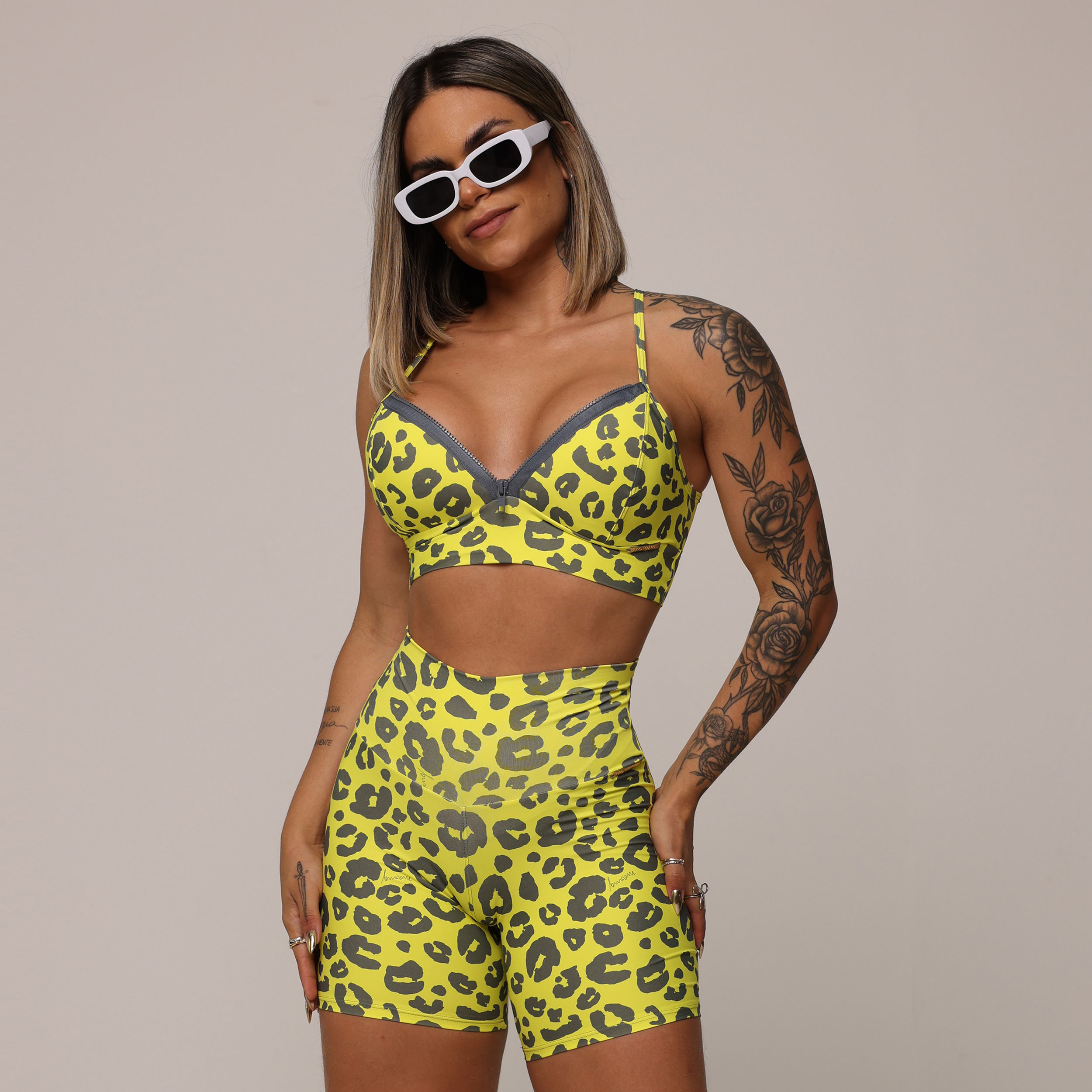 SHORT EMPINA BUMBUM NEON COAT EXCLUSIVO - Imagem 4