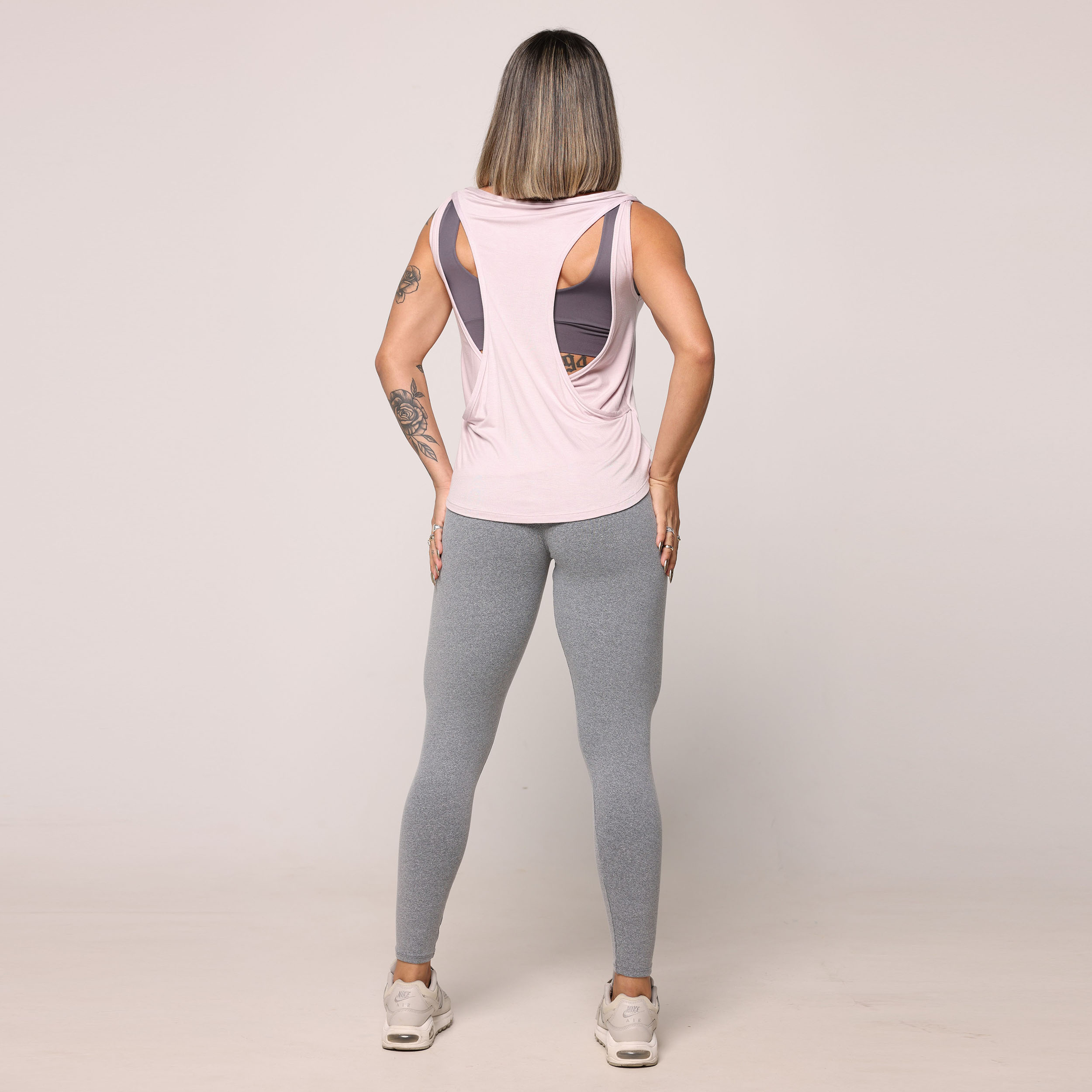 CAMISETA VENEZA DE VISCOSE BLUSH - Imagem 5