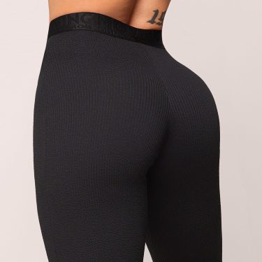 LEGGING HIT COMUM JACQUARD CONFORT PRETO