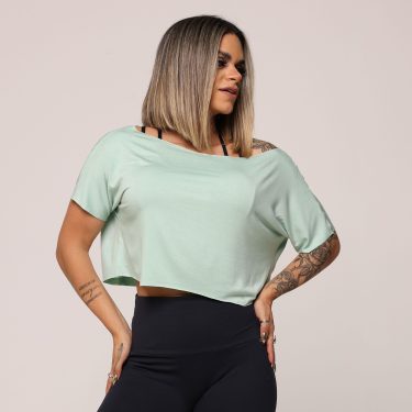 CROPPED OMBRO A OMBRO DE VISCOSE MENTA