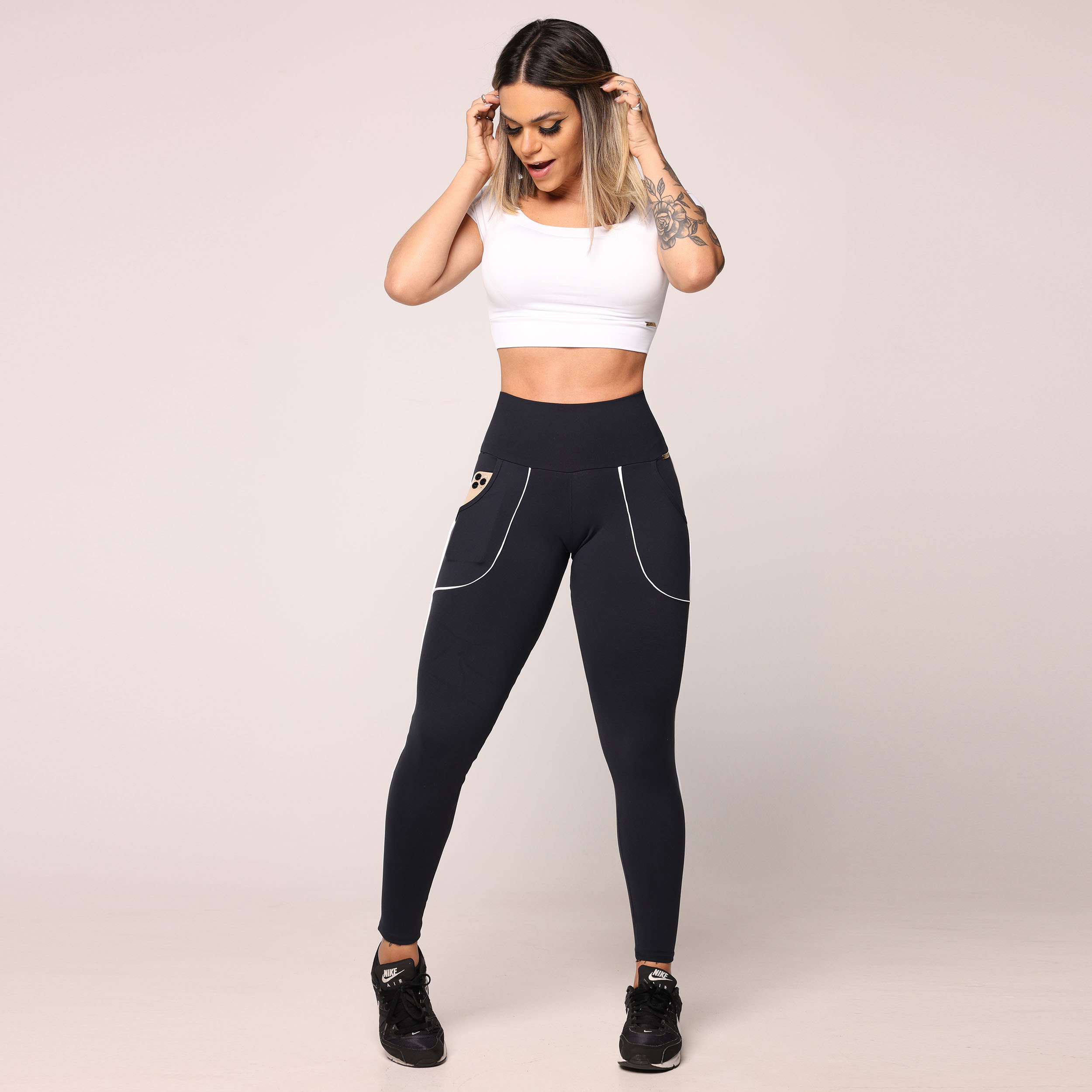 LEGGING CELULAR EMPINA BUMBUM PRETA - Imagem 5