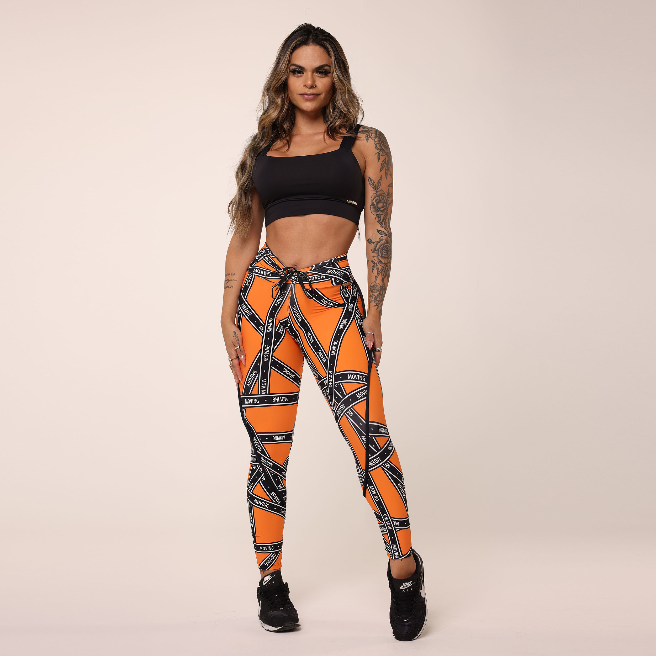 LEGGING RECORTE EMPINA BUMBUM STRIP FIRE EXCLUSIVA - Imagem 3