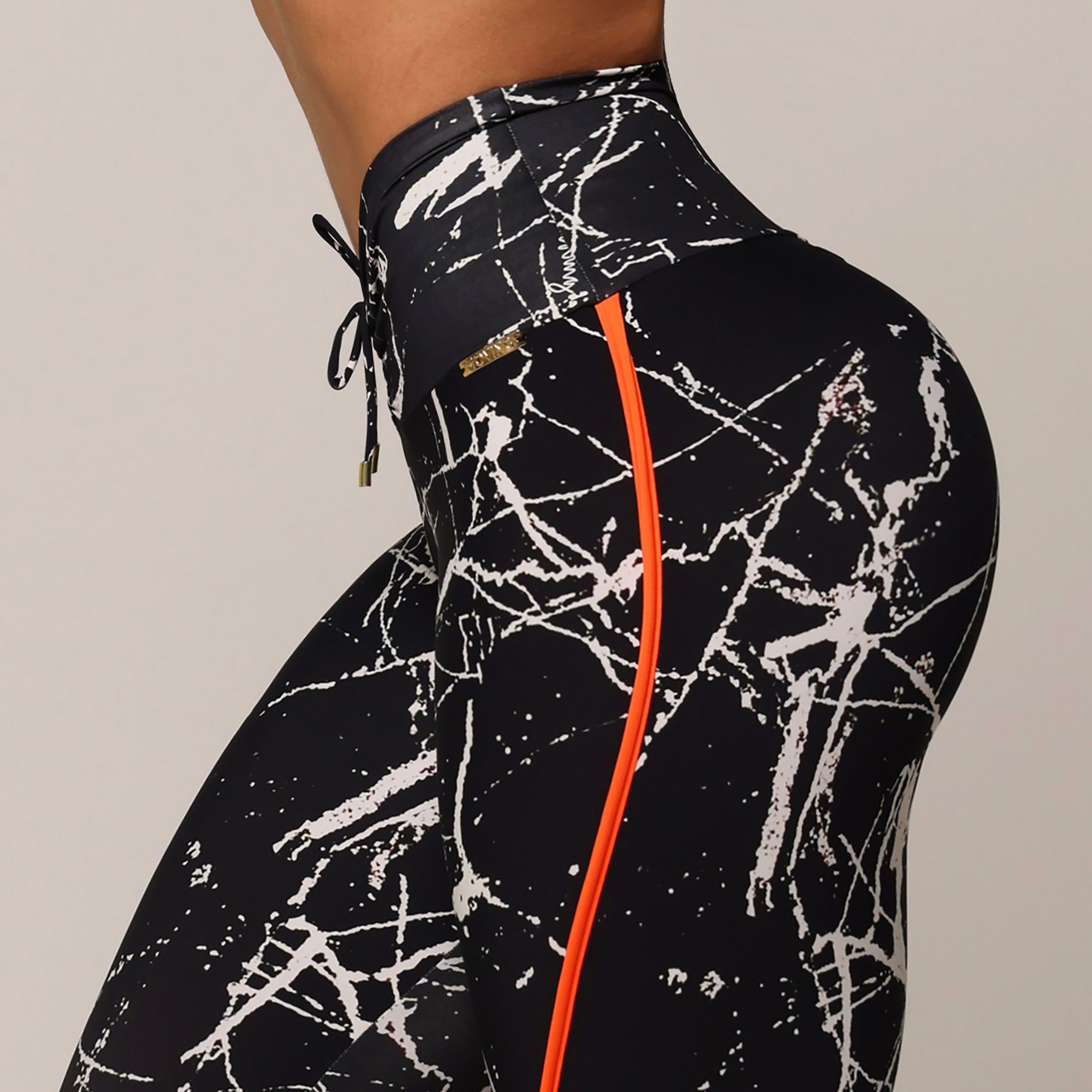 LEGGING RECORTE EMPINA BUMBUM WHITE VEIN EXCLUSIVA - Imagem 3