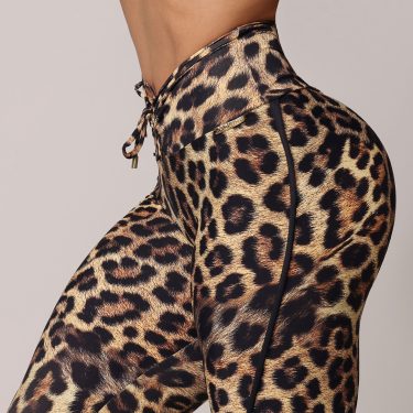 LEGGING RECORTE EMPINA BUMBUM PELAGEM DE ONÇA EXCLUSIVA