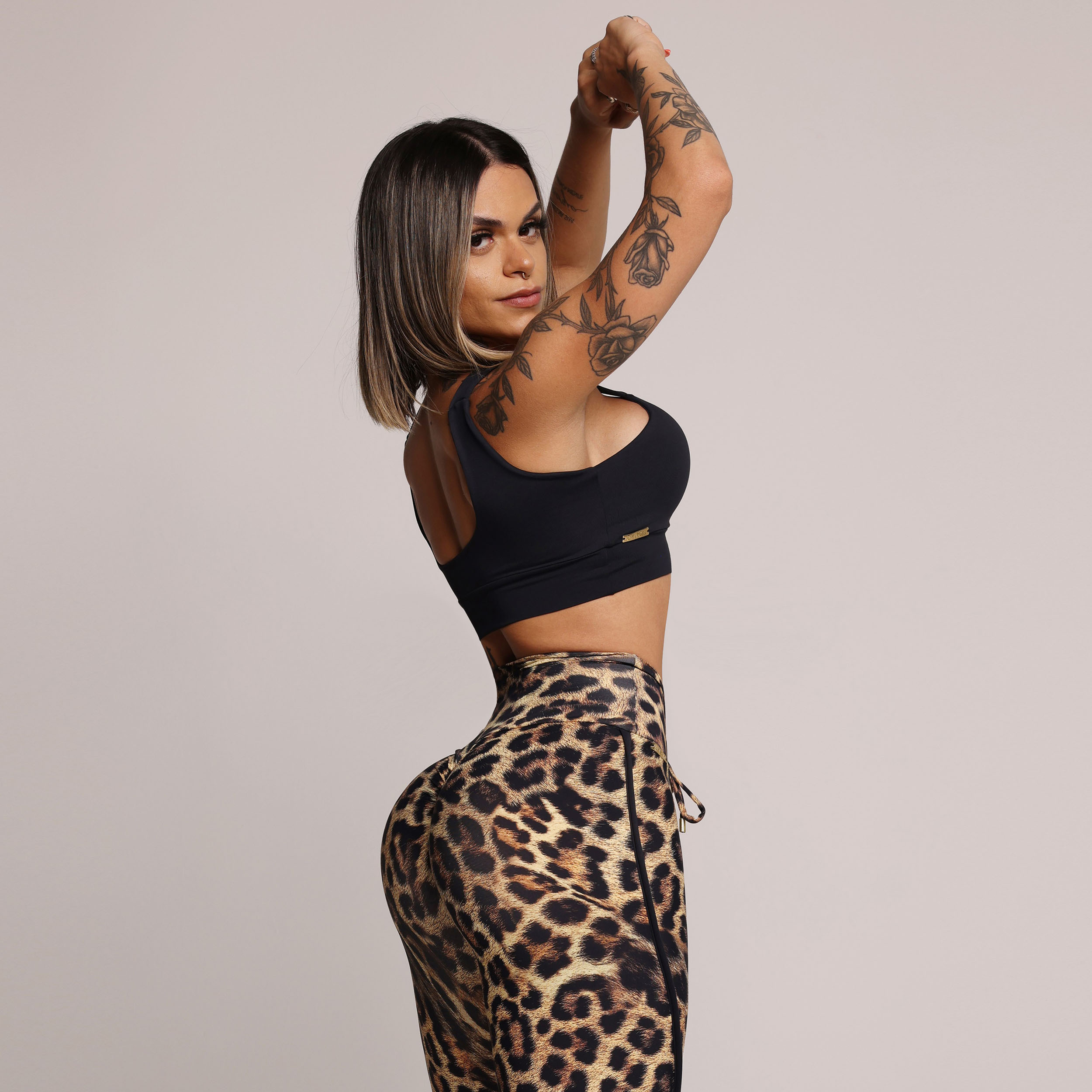 LEGGING RECORTE EMPINA BUMBUM PELAGEM DE ONÇA EXCLUSIVA - Imagem 3