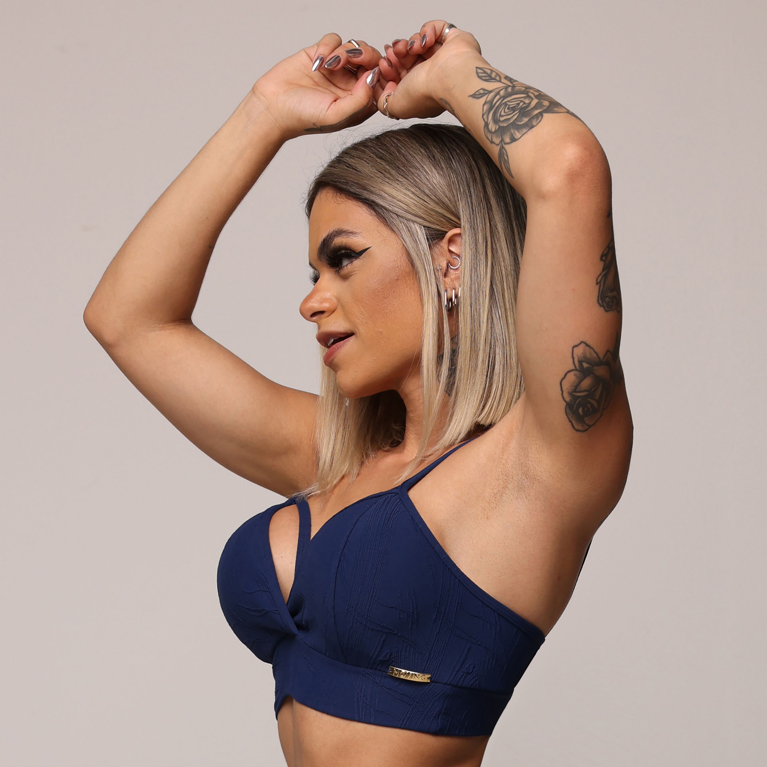 TOP STRAPPY JACQUARD GRAFIATO AZUL MARINHO - Imagem 3