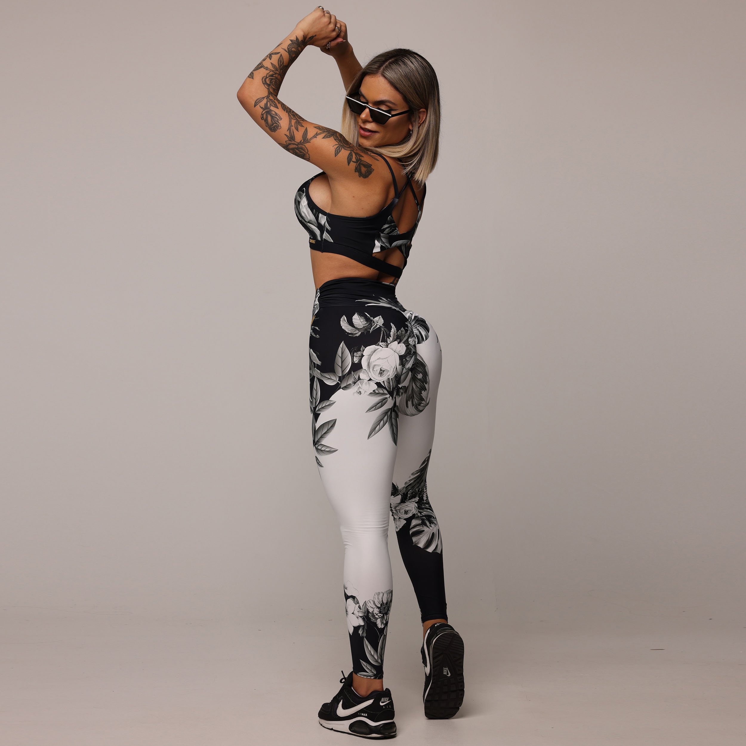 LEGGING ROMANA EMPINA BUMBUM FLORESTA NEGRA - Imagem 7