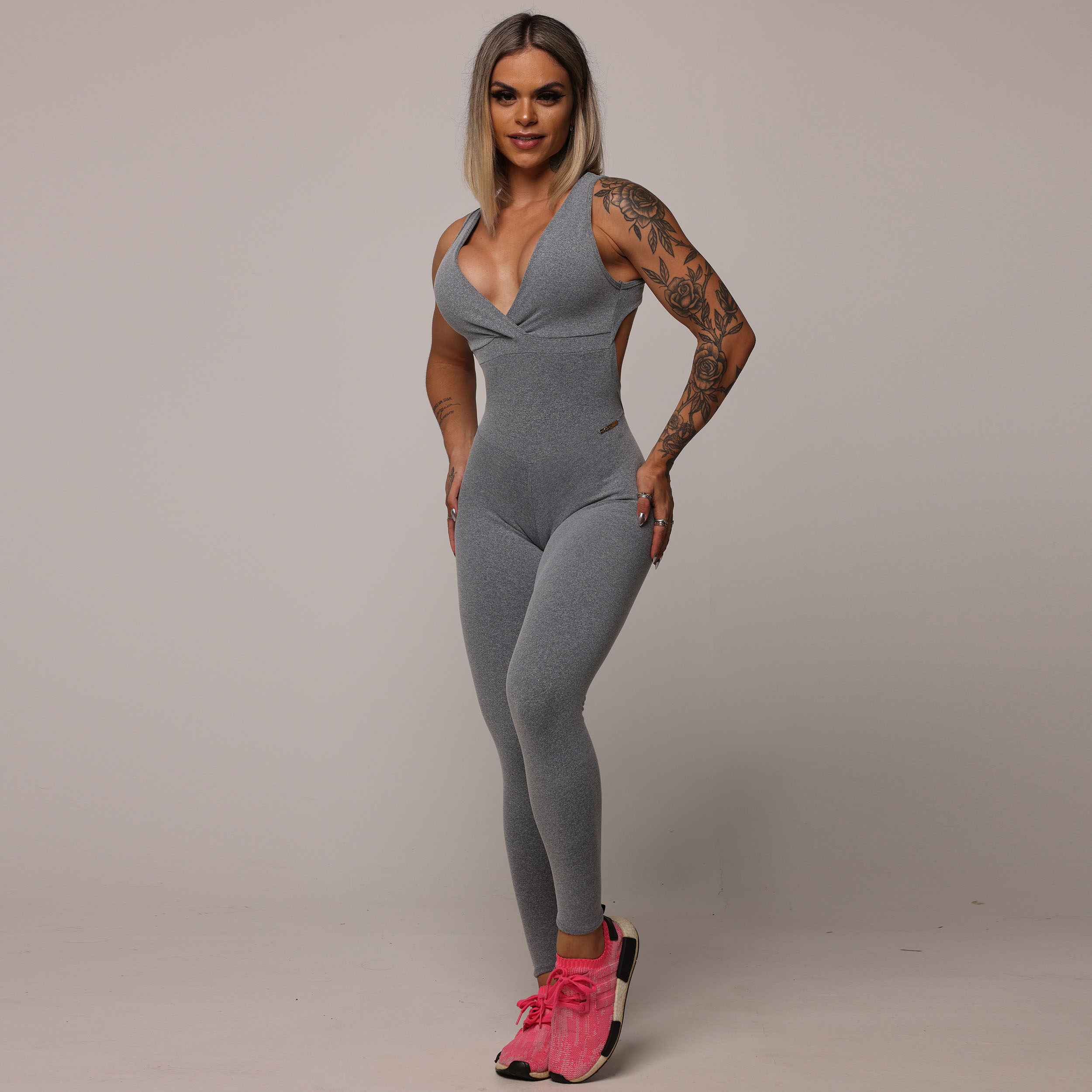 MACACÃO NOCAUTE EMPINA BUMBUM MESCLA - Imagem 6