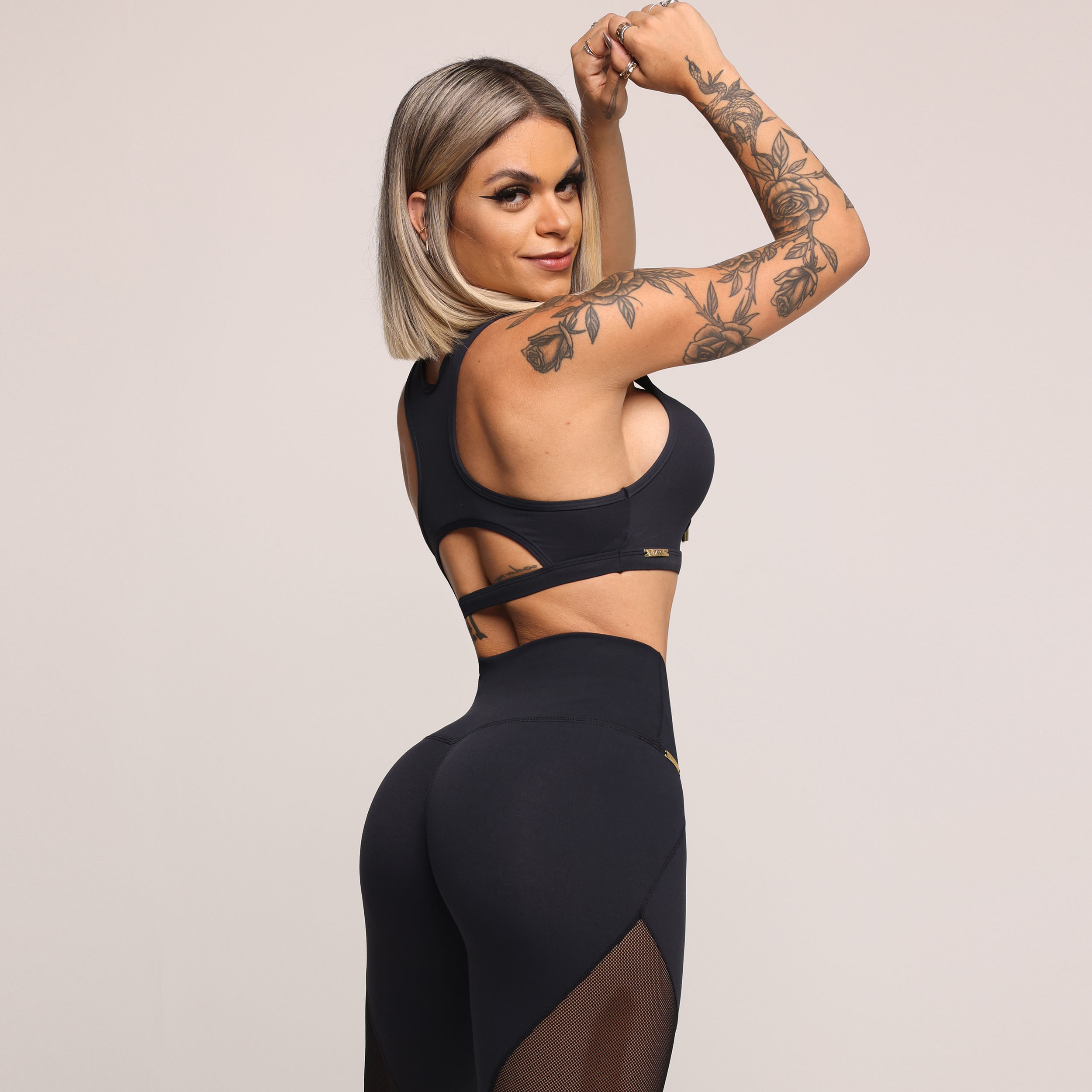 LEGGING COMUM RECORTES EM TELA GOTA PRETA - Imagem 3