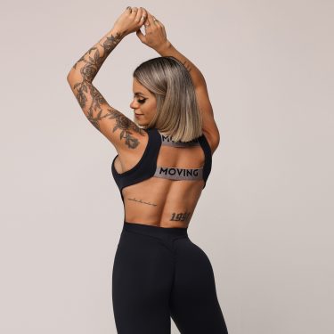 MACACÃO NOCAUTE EMPINA BUMBUM PRETO COM ELÁSTICO NUDE