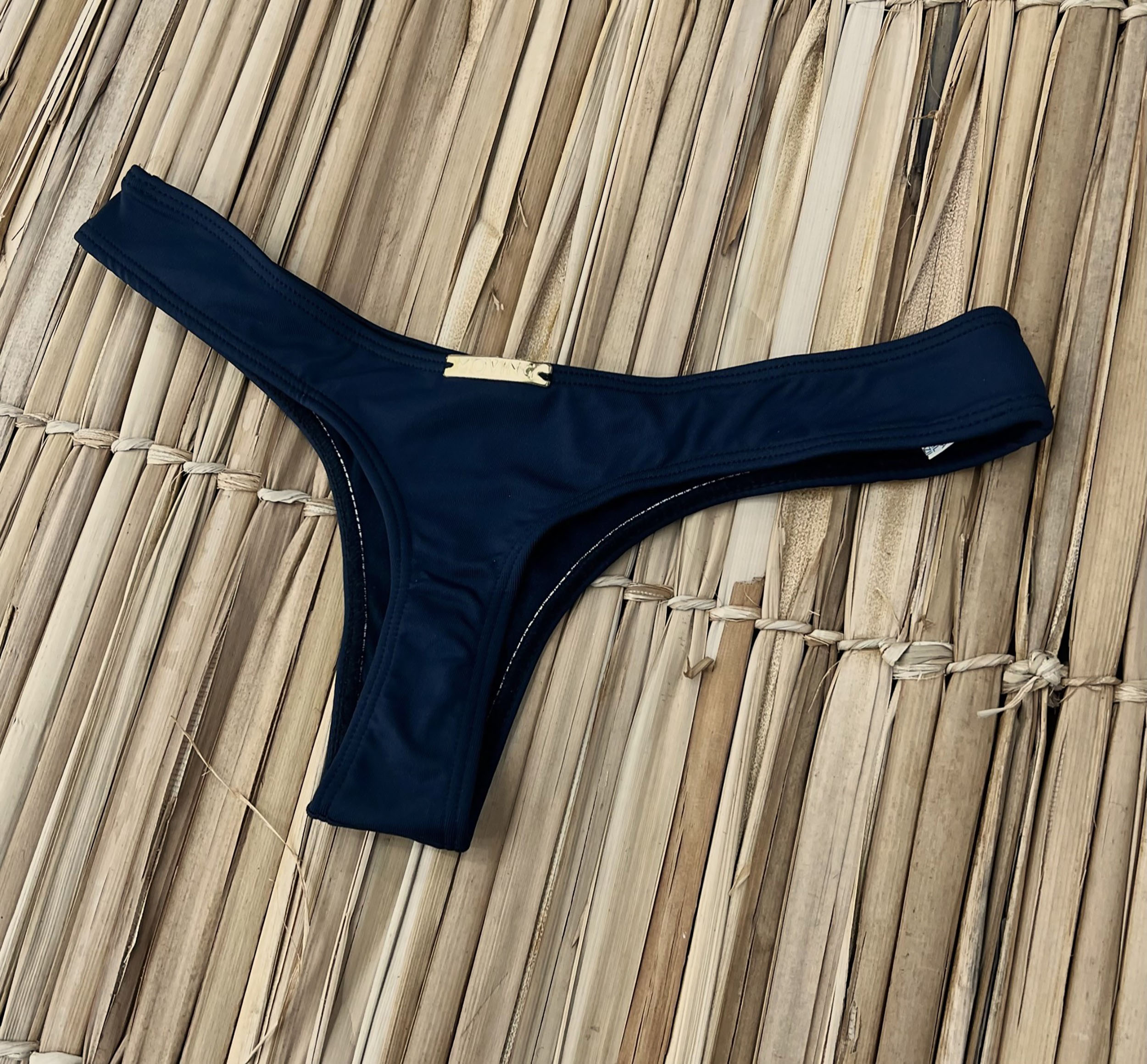 BIQUÍNI CORTININHA BASKETBALL COM CALCINHA PRETA - Imagem 4