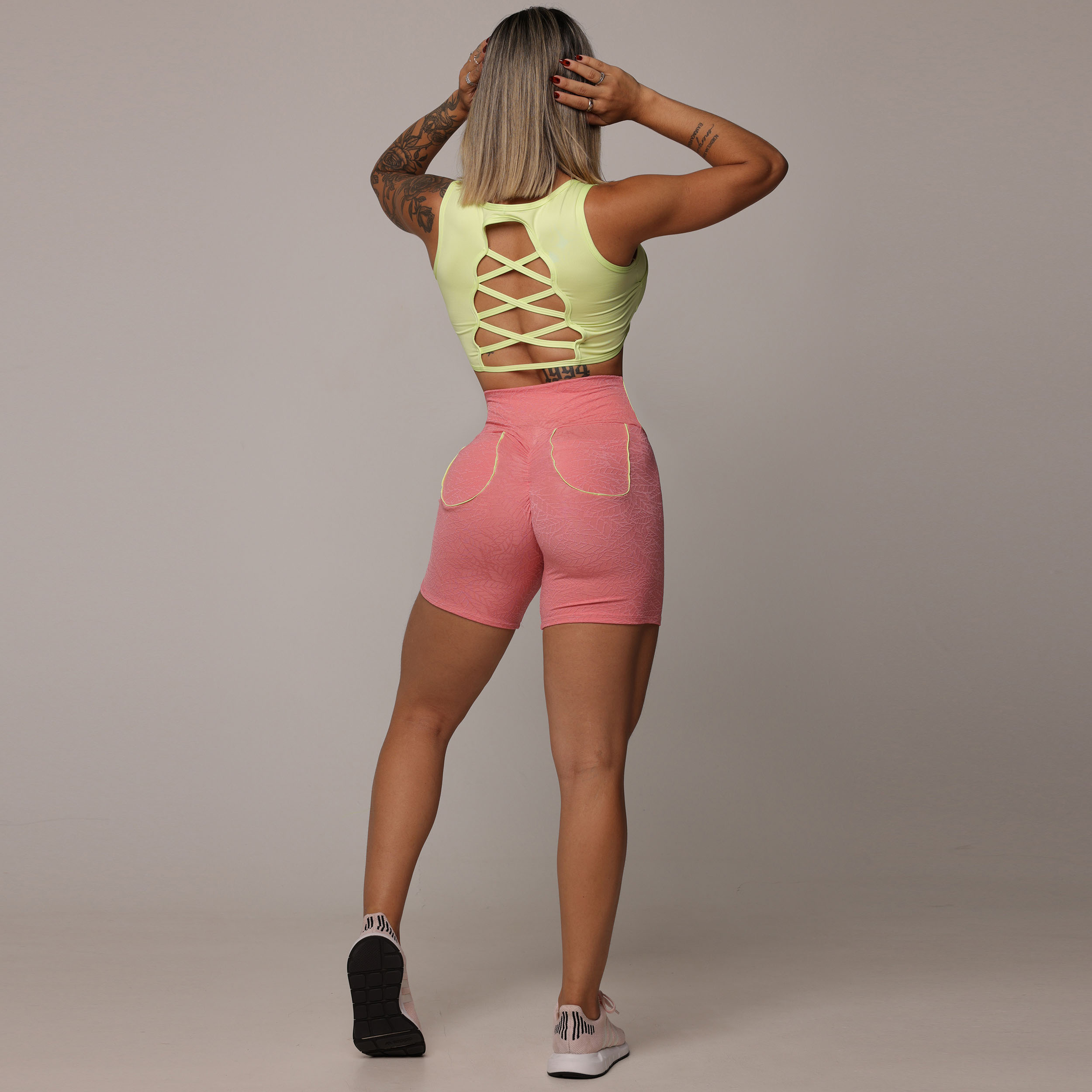 SHORT BOLSINHO EMPINA BUMBUM JACQUARD NATURE PEACH - Imagem 7