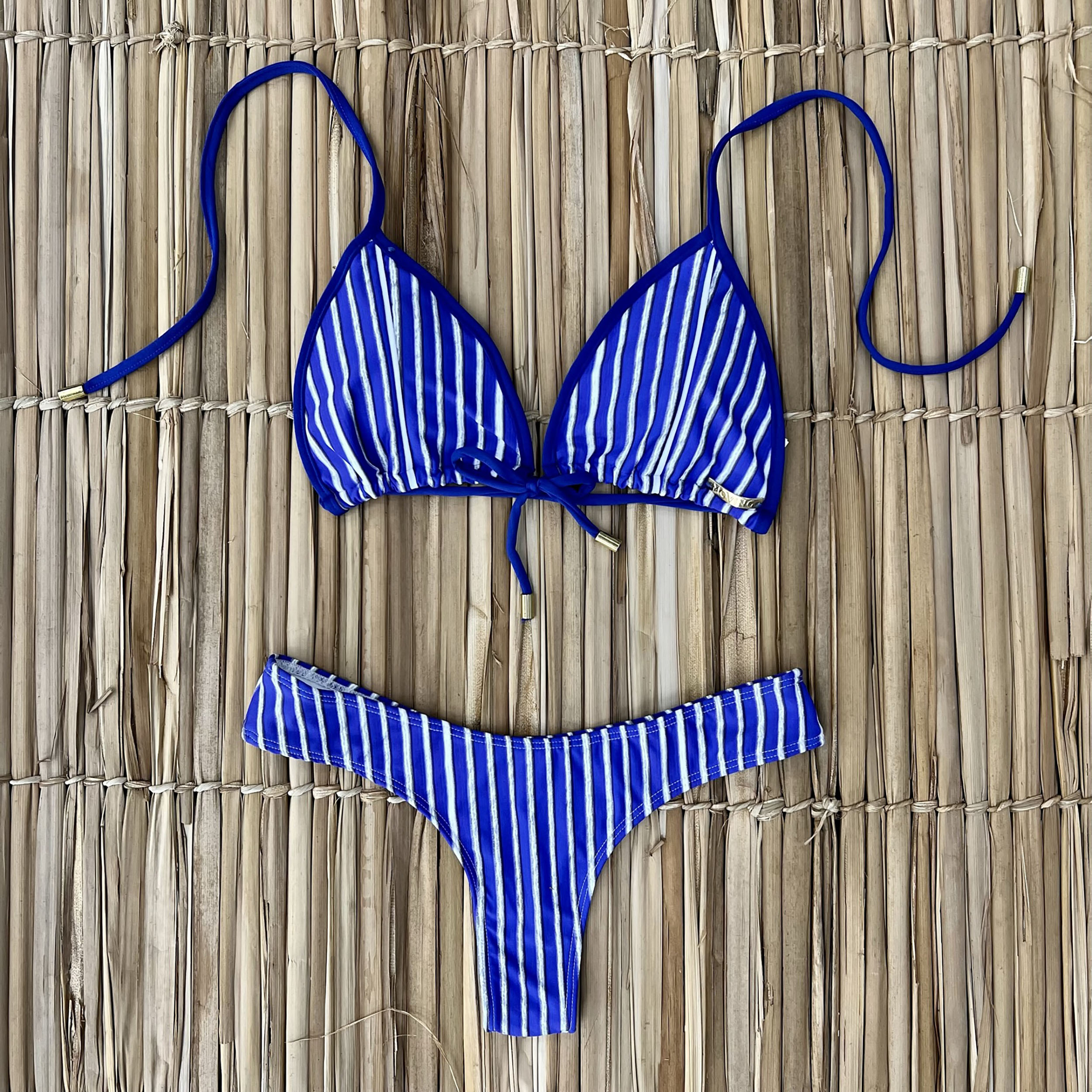 BIQUÍNI CORTININHA RISCA DE GIZ EXCLUSIVO - Imagem 3