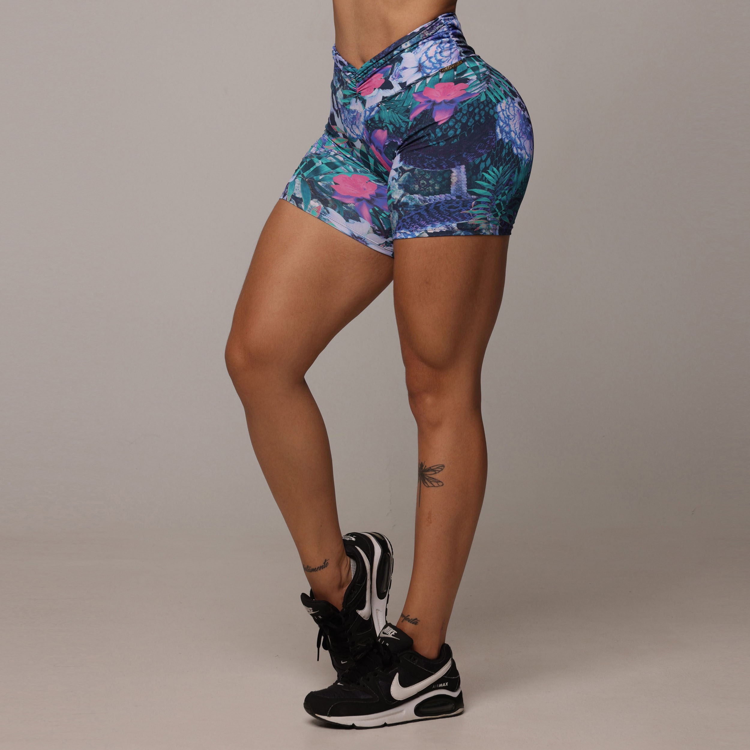 SHORT EMPINA BUMBUM SECRET GARDEN - Imagem 3