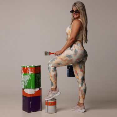 MACACÃO CONFORT EMPINA BUMBUM BRUSH PAINTING EXCLUSIVO