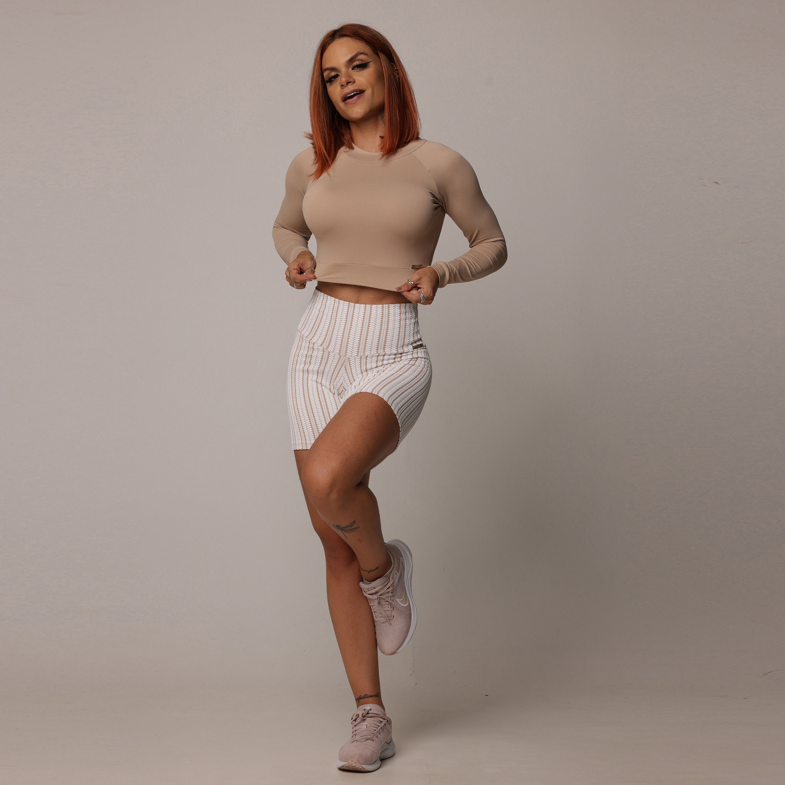 SHORT EMPINA BUMBUM JACQUARD CROCHET CAPPUCCINO - Imagem 5