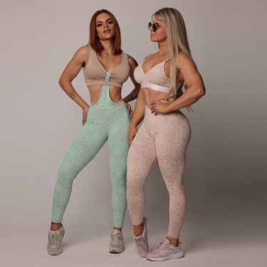 MACACÃO EIFFEL EMPINA BUMBUM JACQUARD SNAKE MENTA