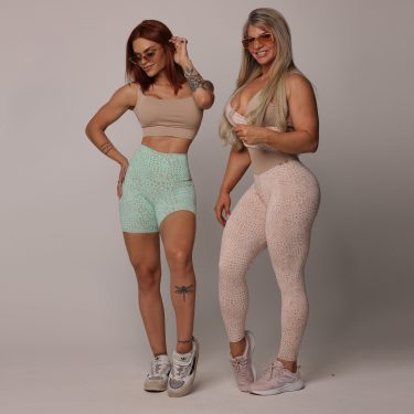 SHORT BOLSINHO EMPINA BUMBUM JACQUARD SNAKE MENTA