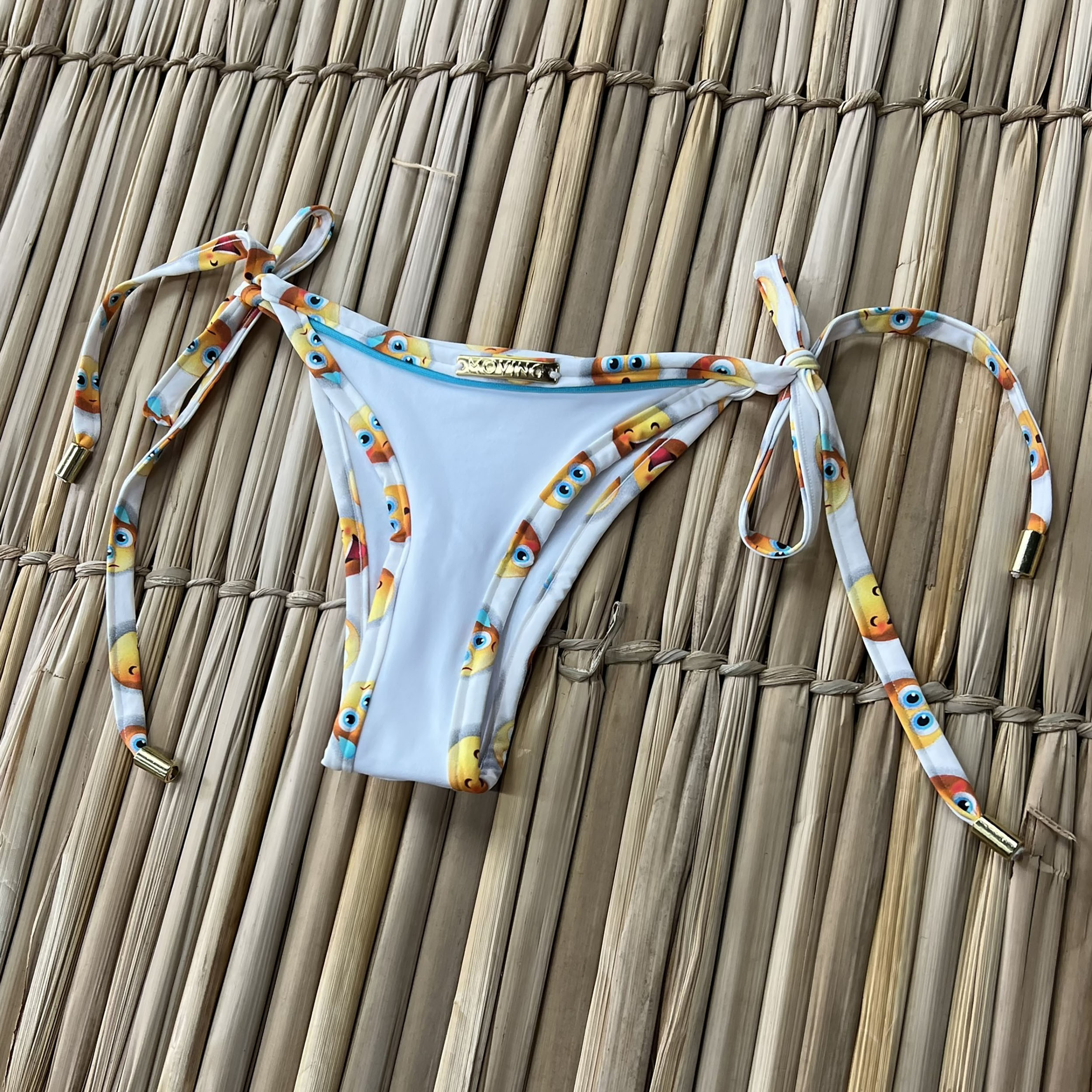 BIQUÍNI CORTININHA EMOJI - Imagem 4