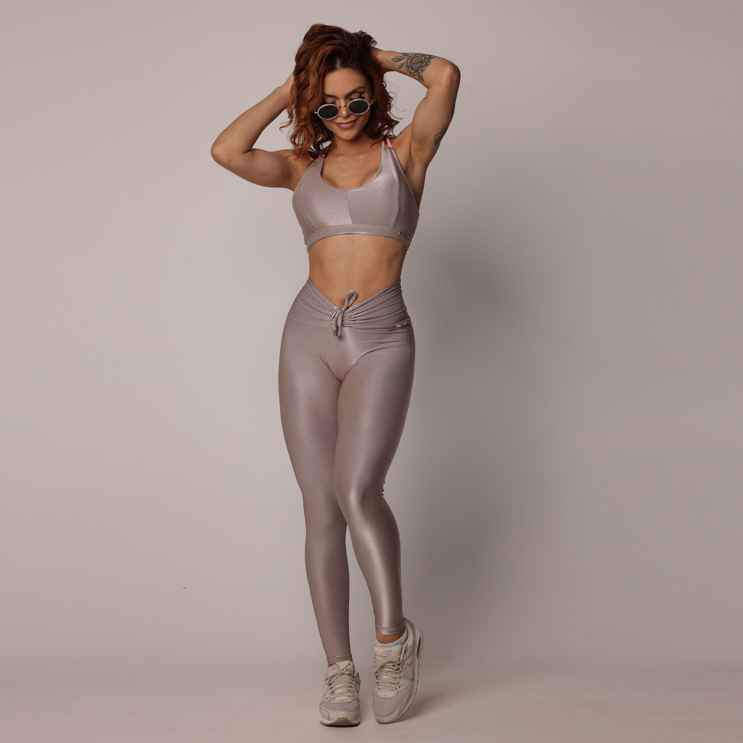 LEGGING EMPINA BUMBUM GLOSSY CHAMPAGNE - Imagem 8