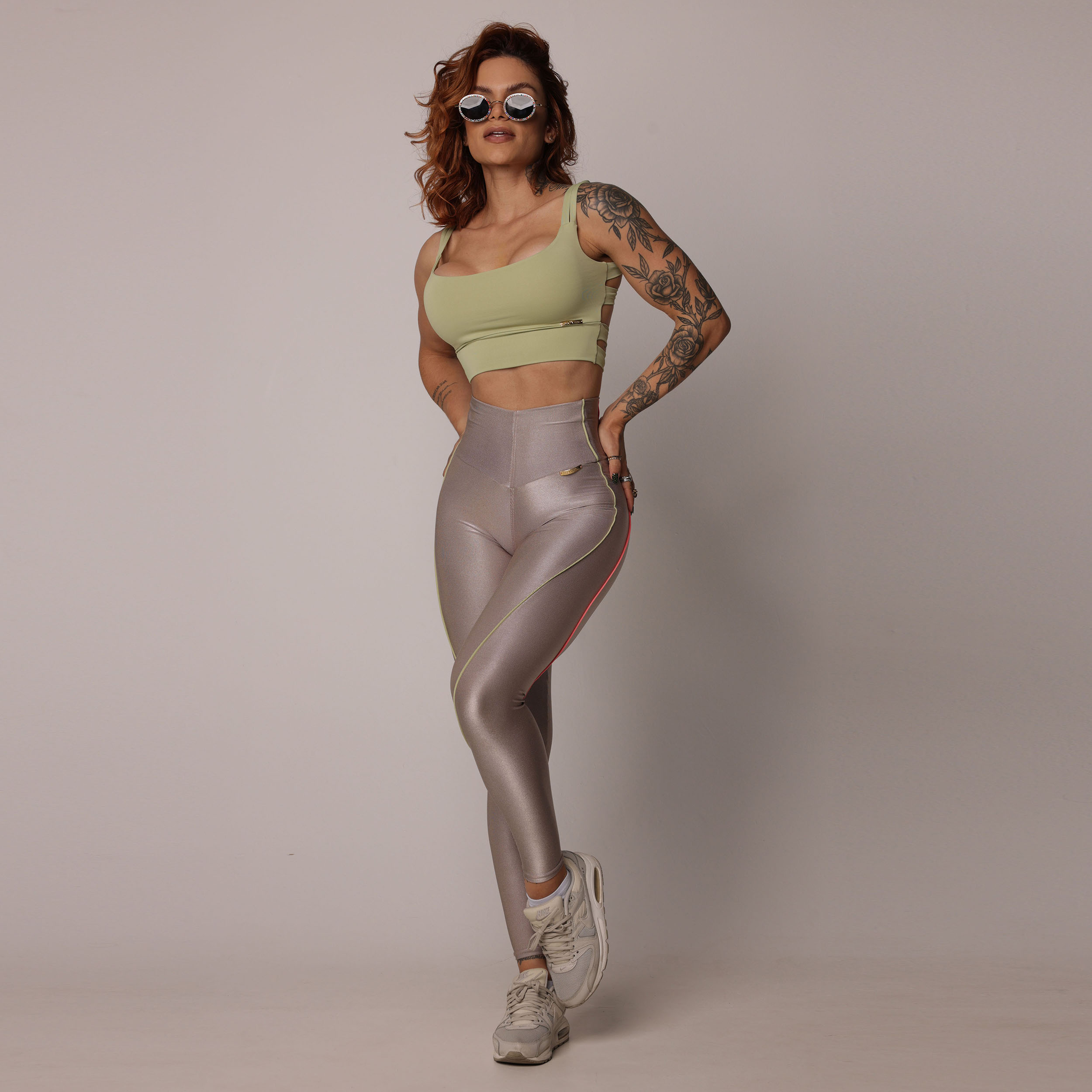 LEGGING HOPE EMPINA BUMBUM GLOSSY CHAMPAGNE - Imagem 7