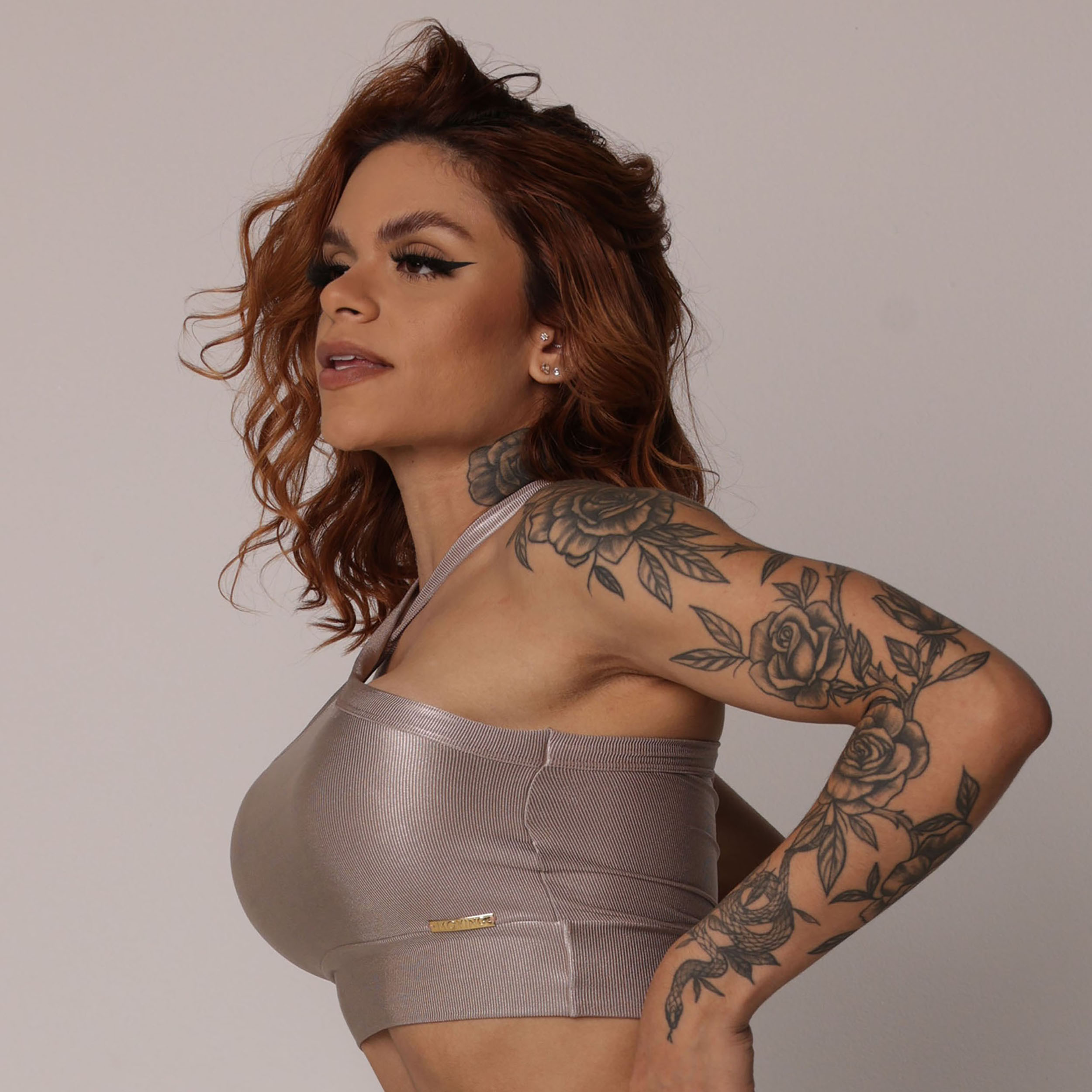 TOP TULIPA GLOSSY CHAMPAGNE - Imagem 3