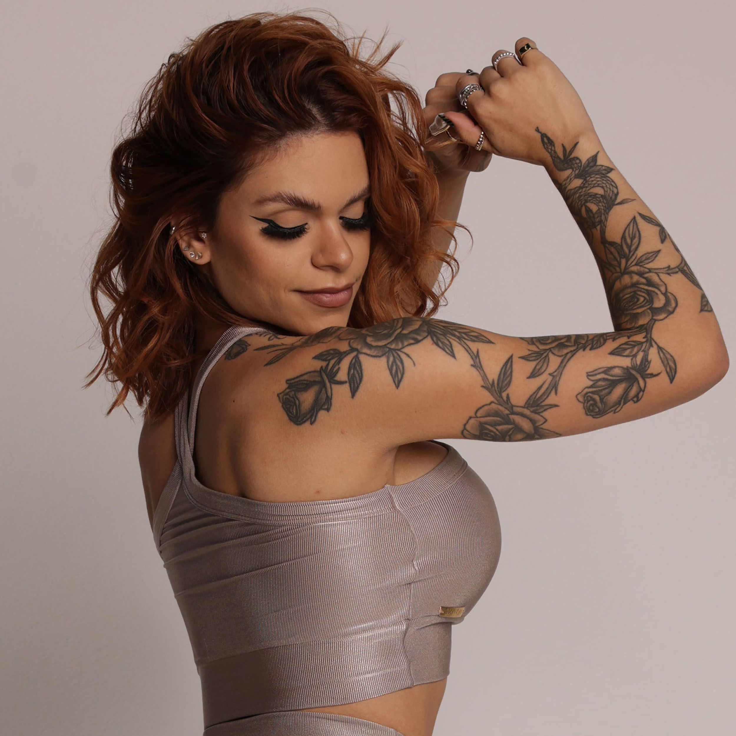 TOP TULIPA GLOSSY CHAMPAGNE - Imagem 4